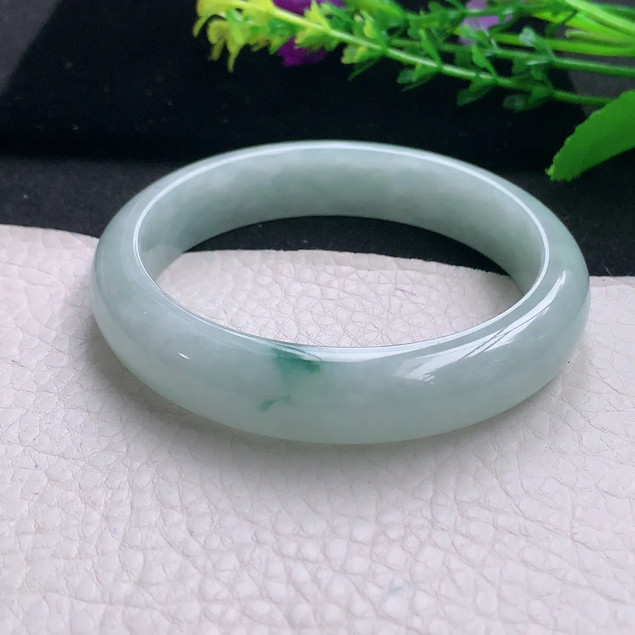 hy自然光58*13*7.7平安镯 天然缅甸翡翠a 货飘花清爽宽边玉镯子