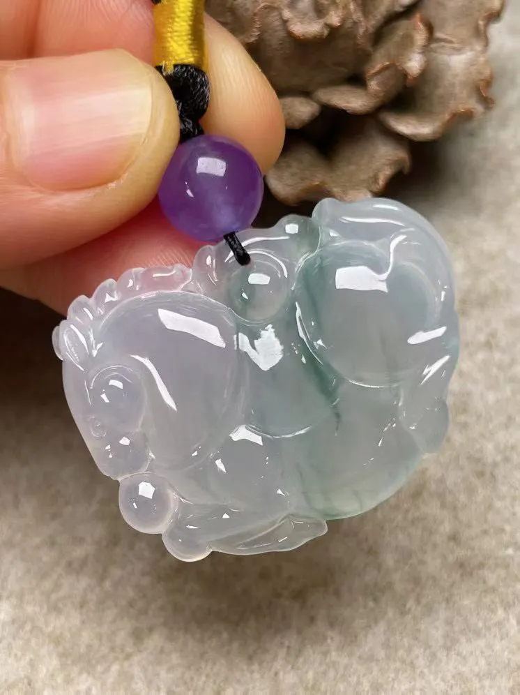 冰种飘花【马到成功】吊坠，种水好，玉质细腻 ，卖相好‘.