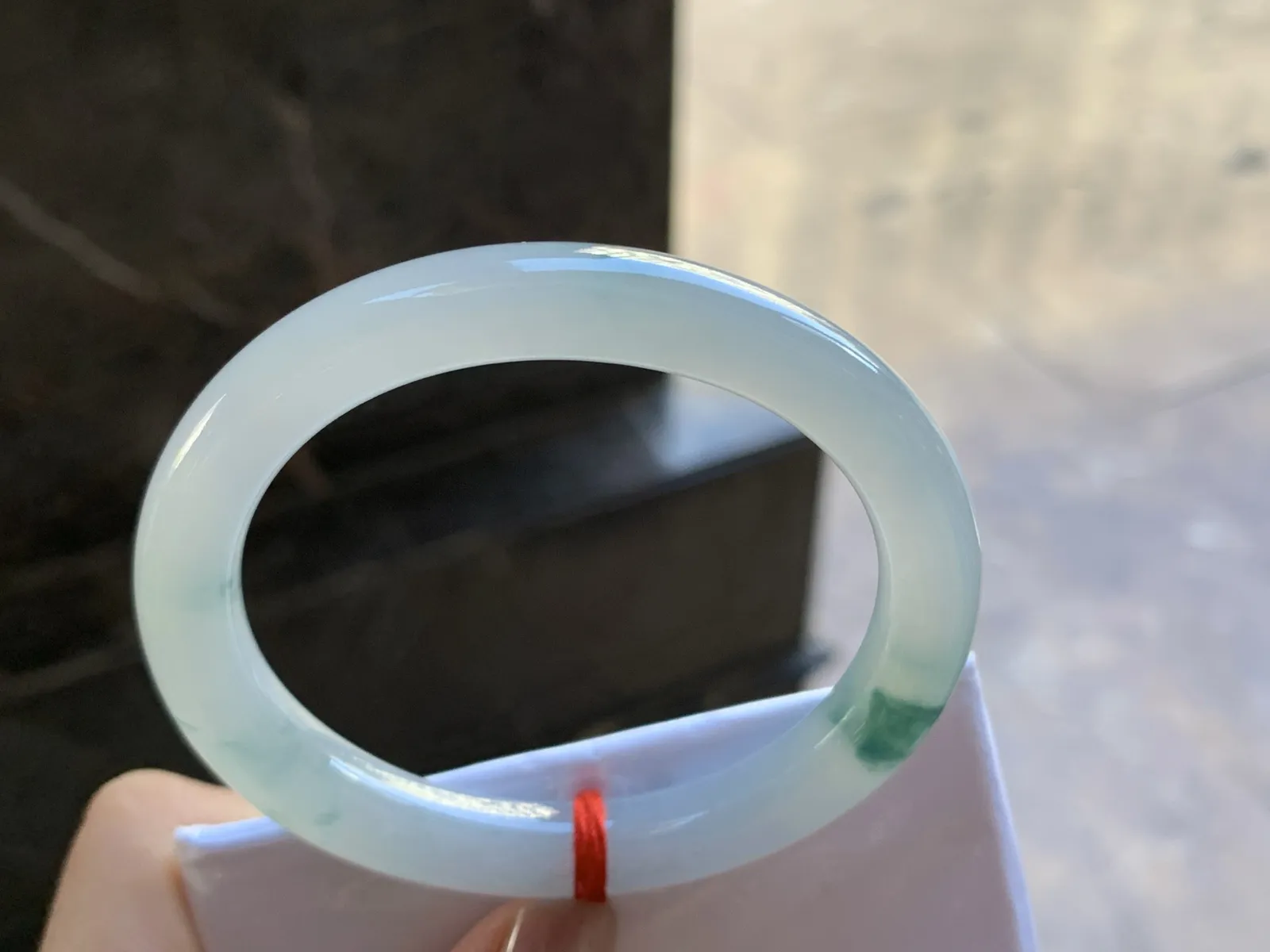 52.5-8.9

蓝花贵妃手镯^_^冰透 清新 正圈50可以带