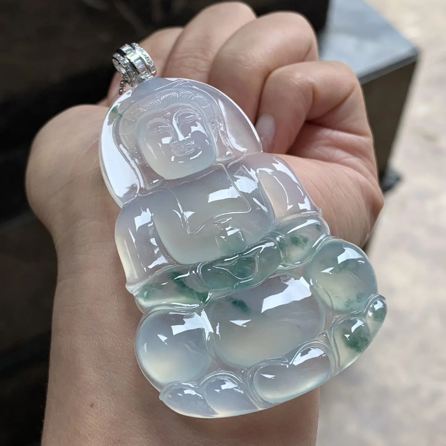 金扣冰蓝花观音^_^冰透荧光十足