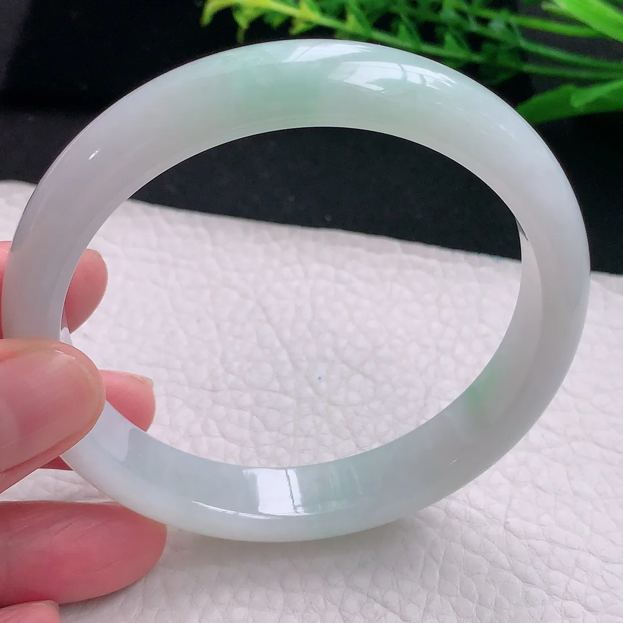 yh大圈口62.5*12.2*7.5平安镯 天然缅甸翡翠a货清新自然宽边玉镯子