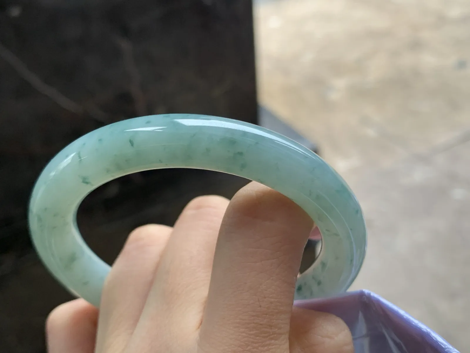 55-10

蓝花飘花圆条手镯^_^飘花浓郁