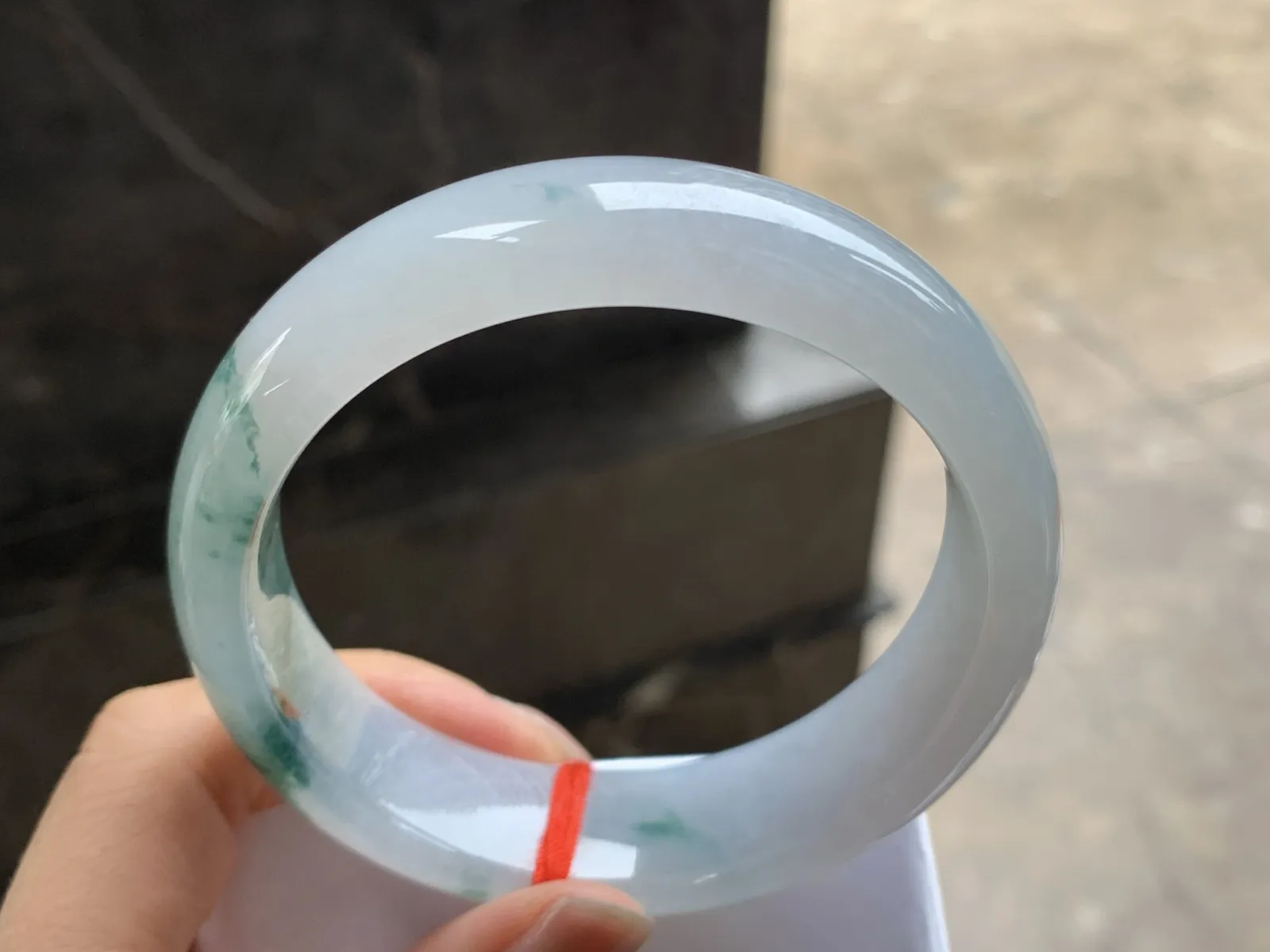 60-17.7-8.5

蓝花宽版手镯^_^飘花浓郁