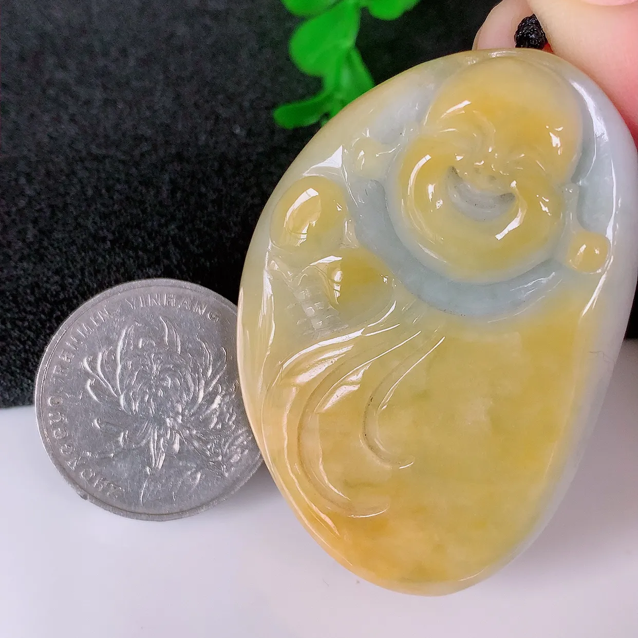 自然光实拍，冰润黄翡双彩翡翠逍遥布袋佛吊坠，代代有钱，水足丰盈，盈满欢喜，配戴送礼佳品！#41.2