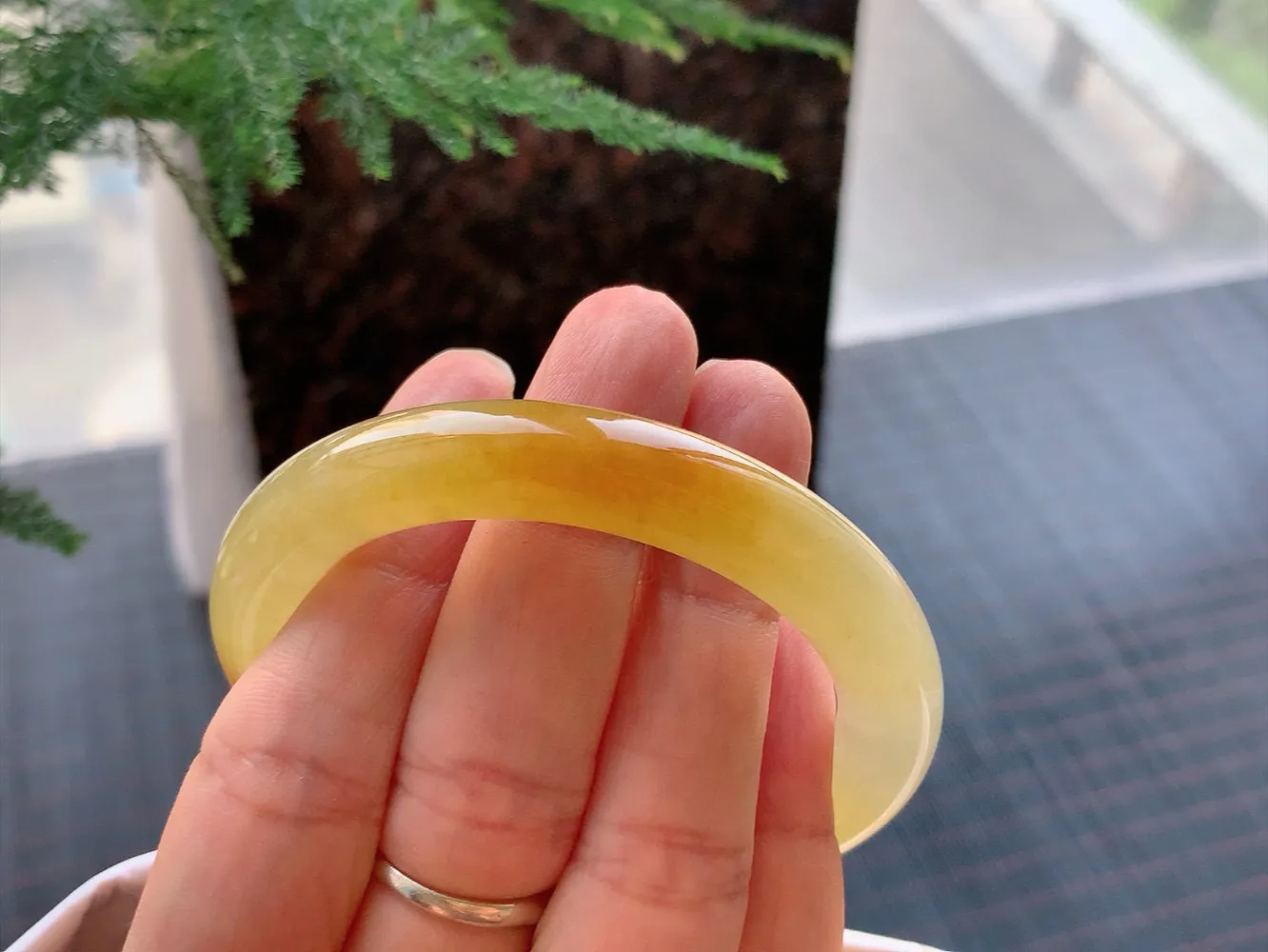 圆条冰黄翡 无瑕 尺寸:50.4/9.7/9.4 超值