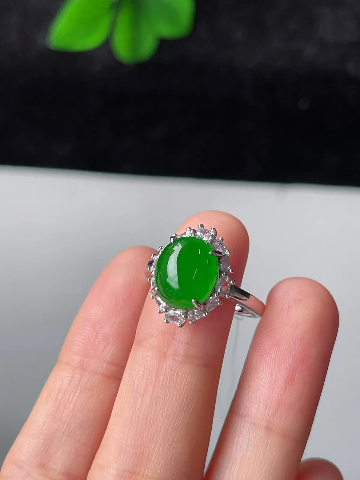 天然满绿翡翠蛋面精品戒指S925银