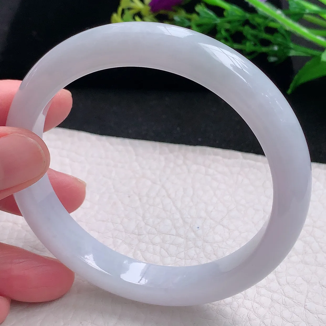 z大圈口62*11.5*8.2平安镯 天然缅甸翡翠a 货白月光大气宽边玉镯子 玉手环