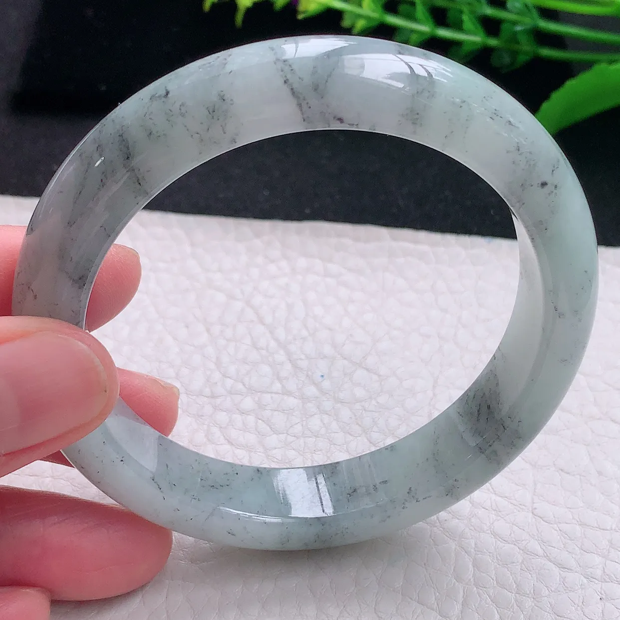 hh自然光57.5*12.5*8.5平安镯 天然缅甸翡翠a 货冰润灵动水墨画般宽边玉镯子