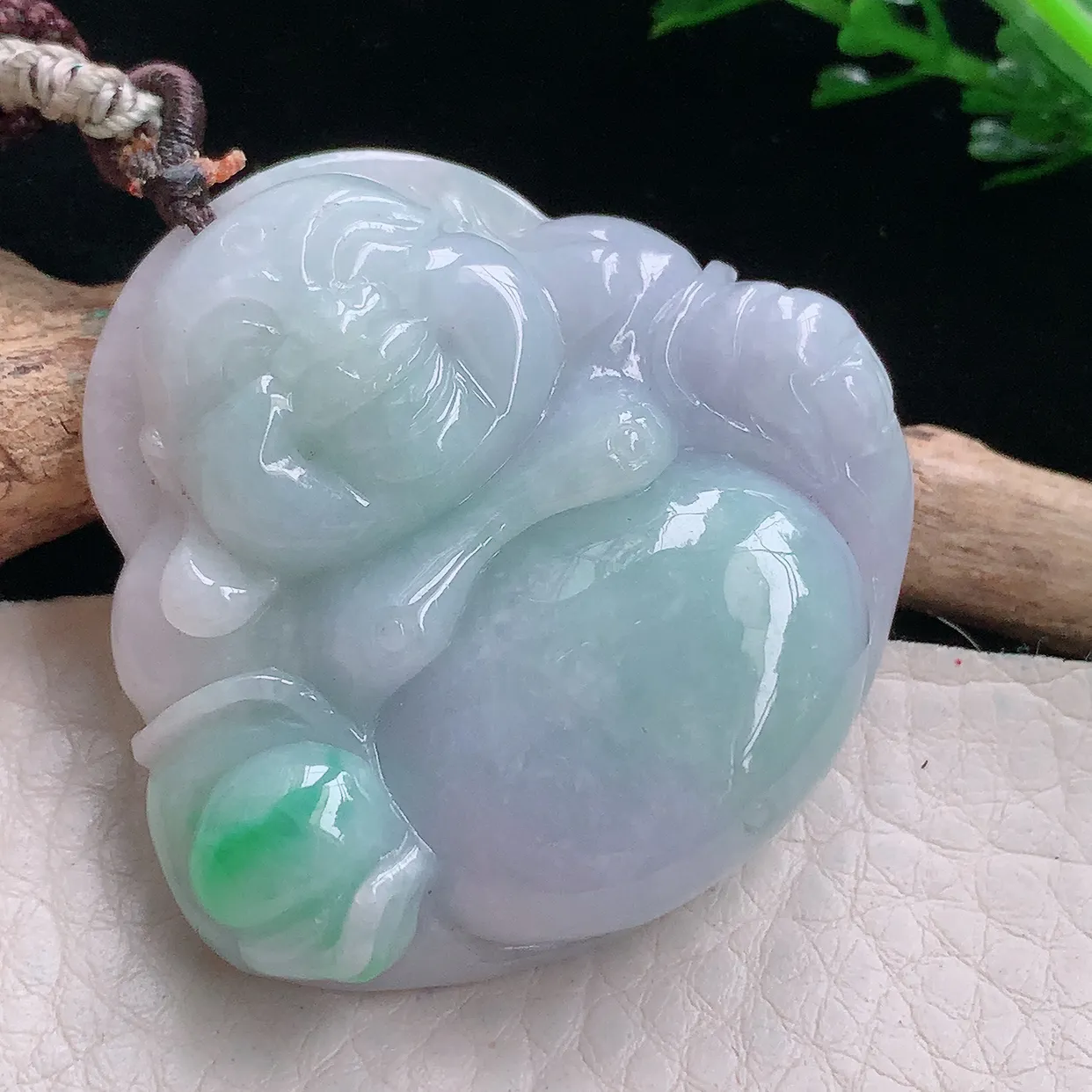 zen自然光42.8*44.6*11天然缅甸翡翠春带彩大佛公 弥勒佛玉吊坠 毛衣坠