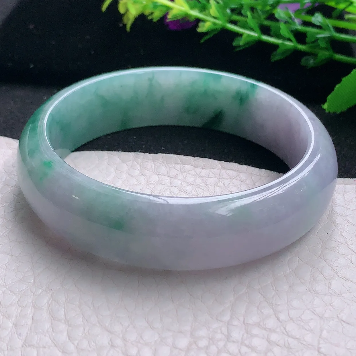 hh自然光58.5*16.5*7.6轮胎镯 特色天然缅甸翡翠a 货春带彩宽边玉镯子