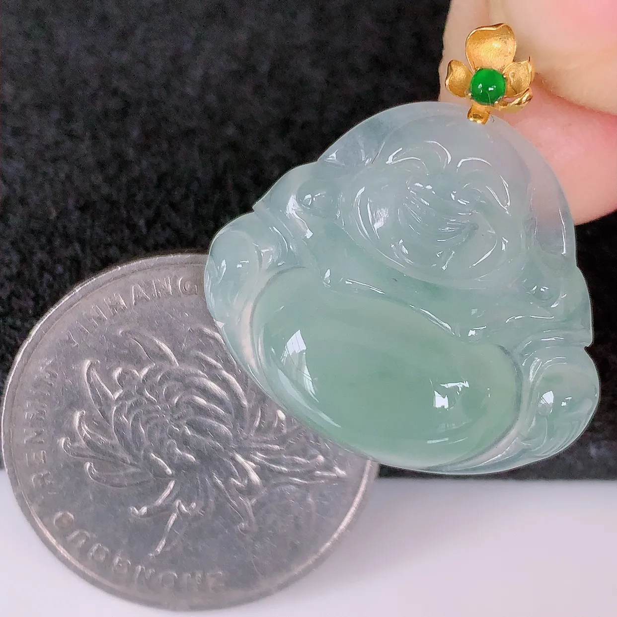 18K金镶嵌冰种翡翠佛公吊坠，玉笑佛，饱满，开脸喜庆，配戴优雅迷人！#49.12整体27裸石25*21.5*5.5