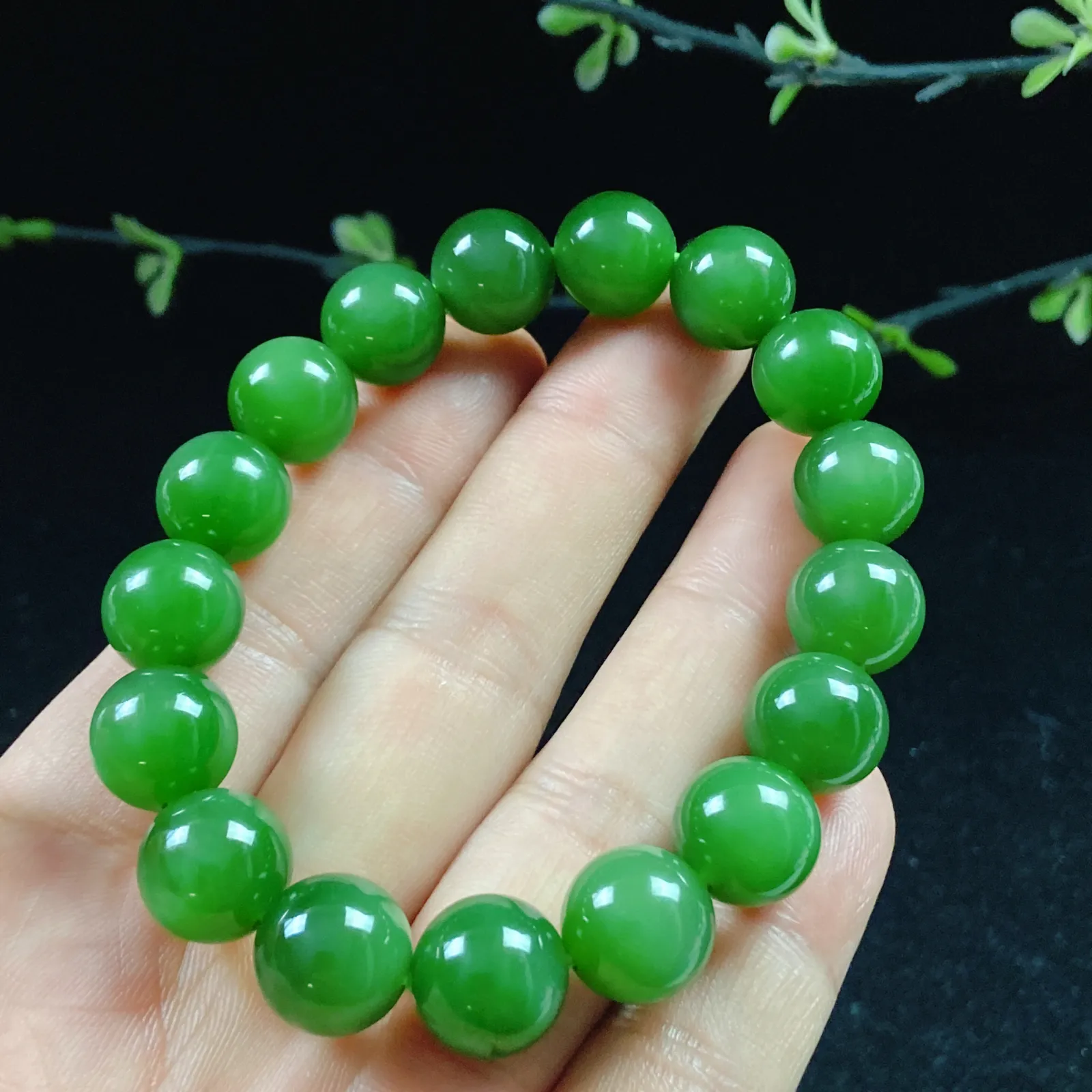和田玉菠菜绿碧玉手串12重41克无裂无杂 玉质细腻油润手推出油品相大气