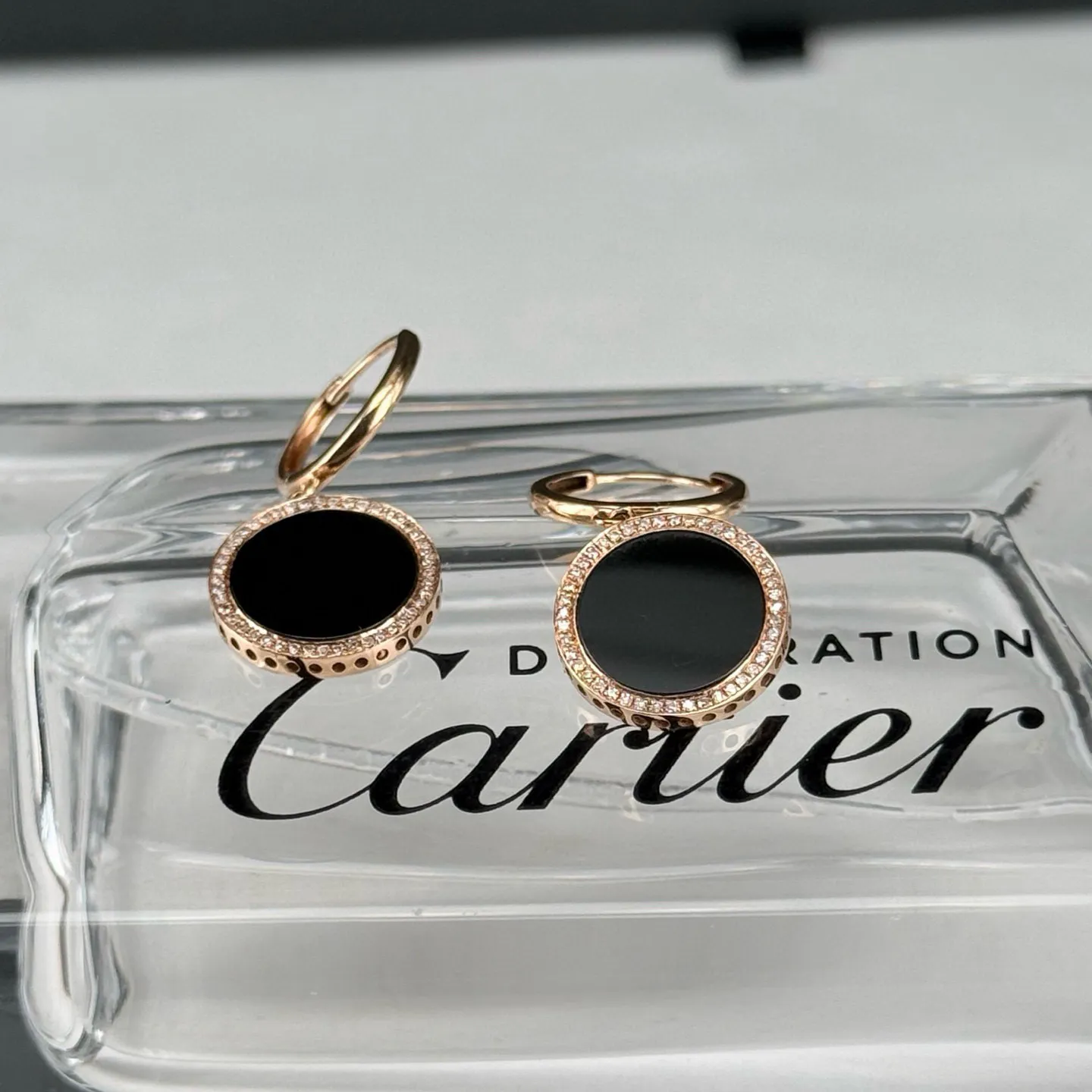 精品18k圆片耳坠 种好色正 黑度极好 打灯通透 油性十足 尺寸12.7