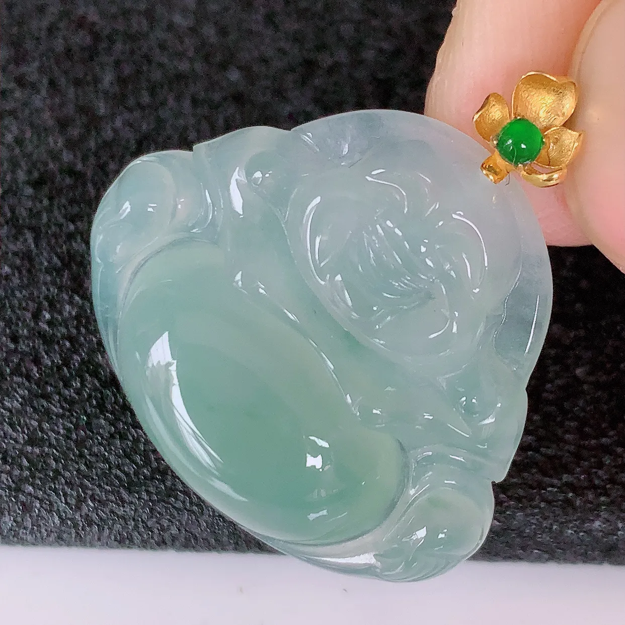 18K金镶嵌冰种翡翠佛公吊坠，玉笑佛，饱满，开脸喜庆，配戴优雅迷人！#49.12整体27裸石25*21.5*5.5