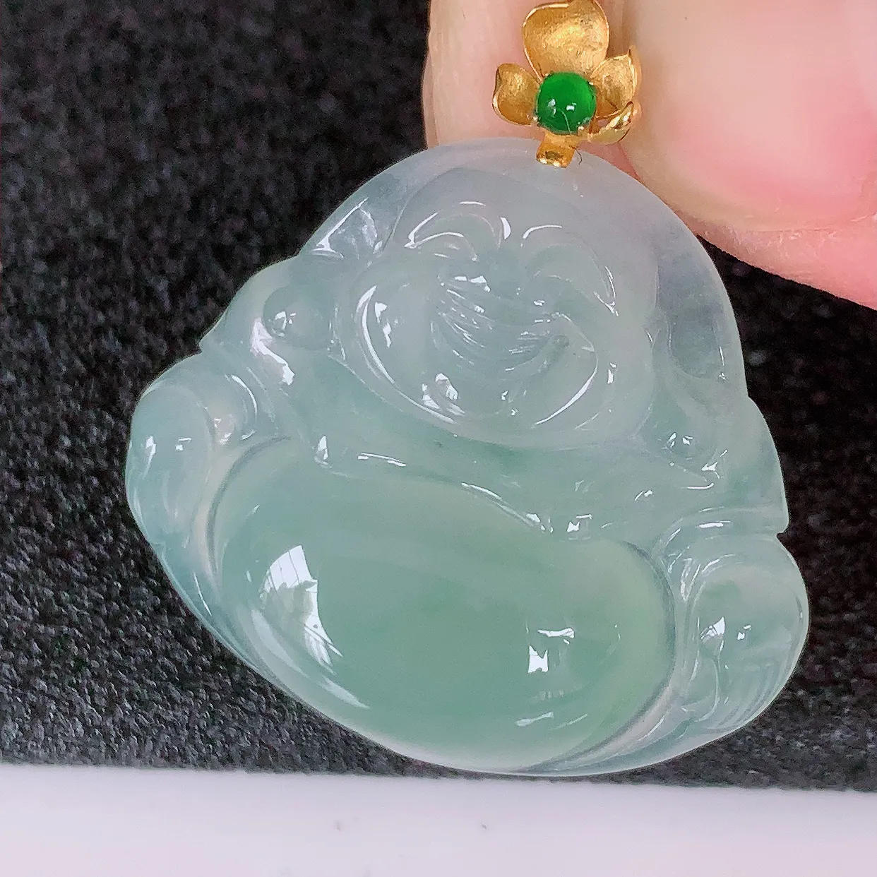 18K金镶嵌冰种翡翠佛公吊坠，玉笑佛，饱满，开脸喜庆，配戴优雅迷人！#49.12整体27裸石25*21.5*5.5