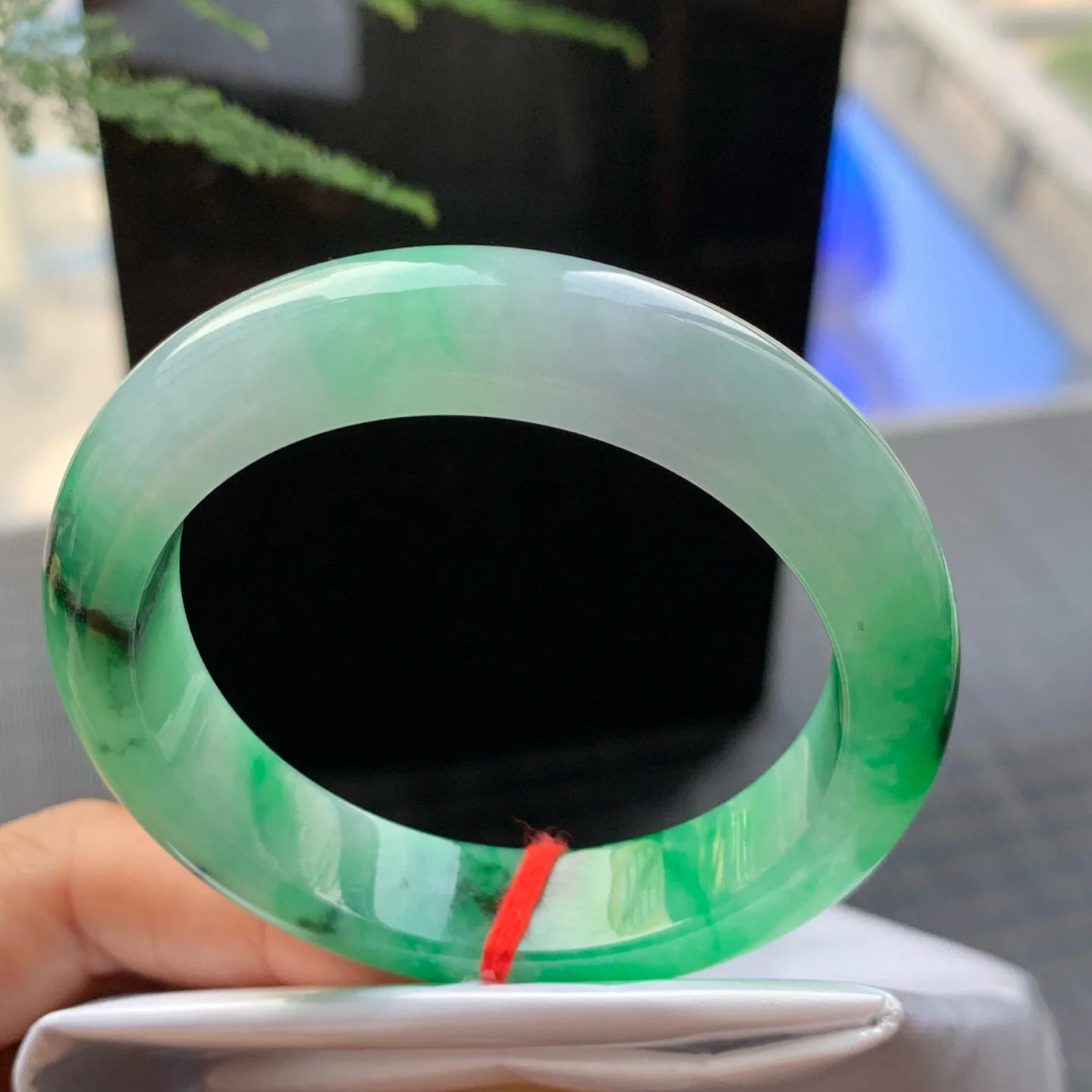 正圈冰辣绿 无瑕 尺寸:51.4/12.4/8.6 色好