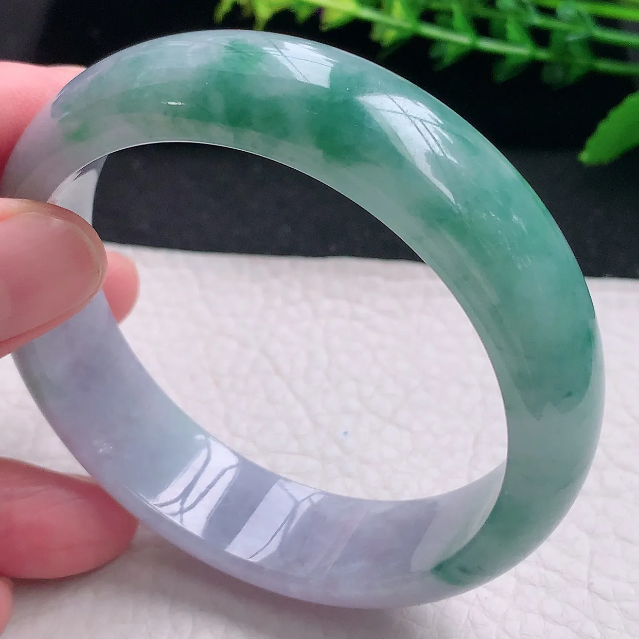 hh自然光58.5*16.5*7.6轮胎镯 特色天然缅甸翡翠a 货春带彩宽边玉镯子