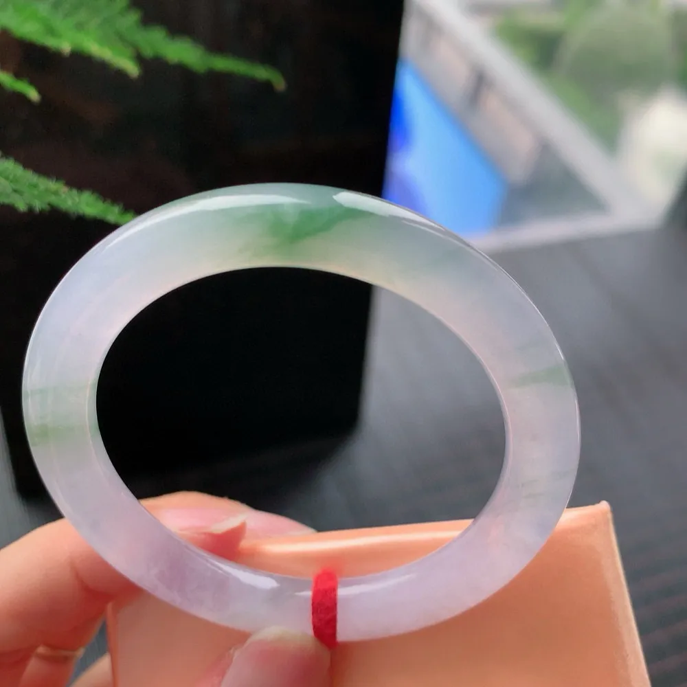 圆条高冰飘花 无瑕 尺寸:50.6/8.4/8.7 花美 种水好