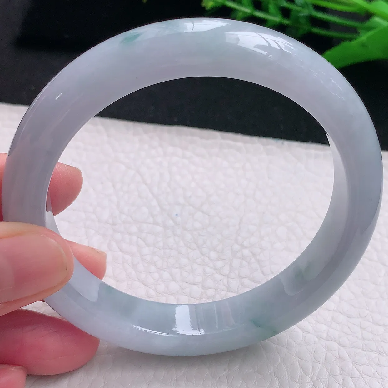 ll大圈口62.5*12.3*8.8平安镯 天然缅甸翡翠a 货冰飘花宽边玉镯子