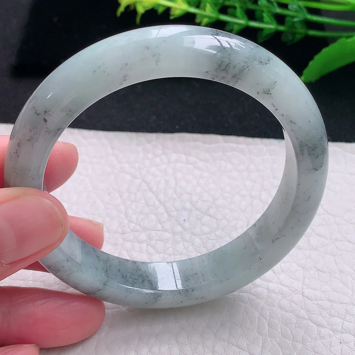 hh自然光57.5*12.5*8.5平安镯 天然缅甸翡翠a 货冰润灵动水墨画般宽边玉镯子