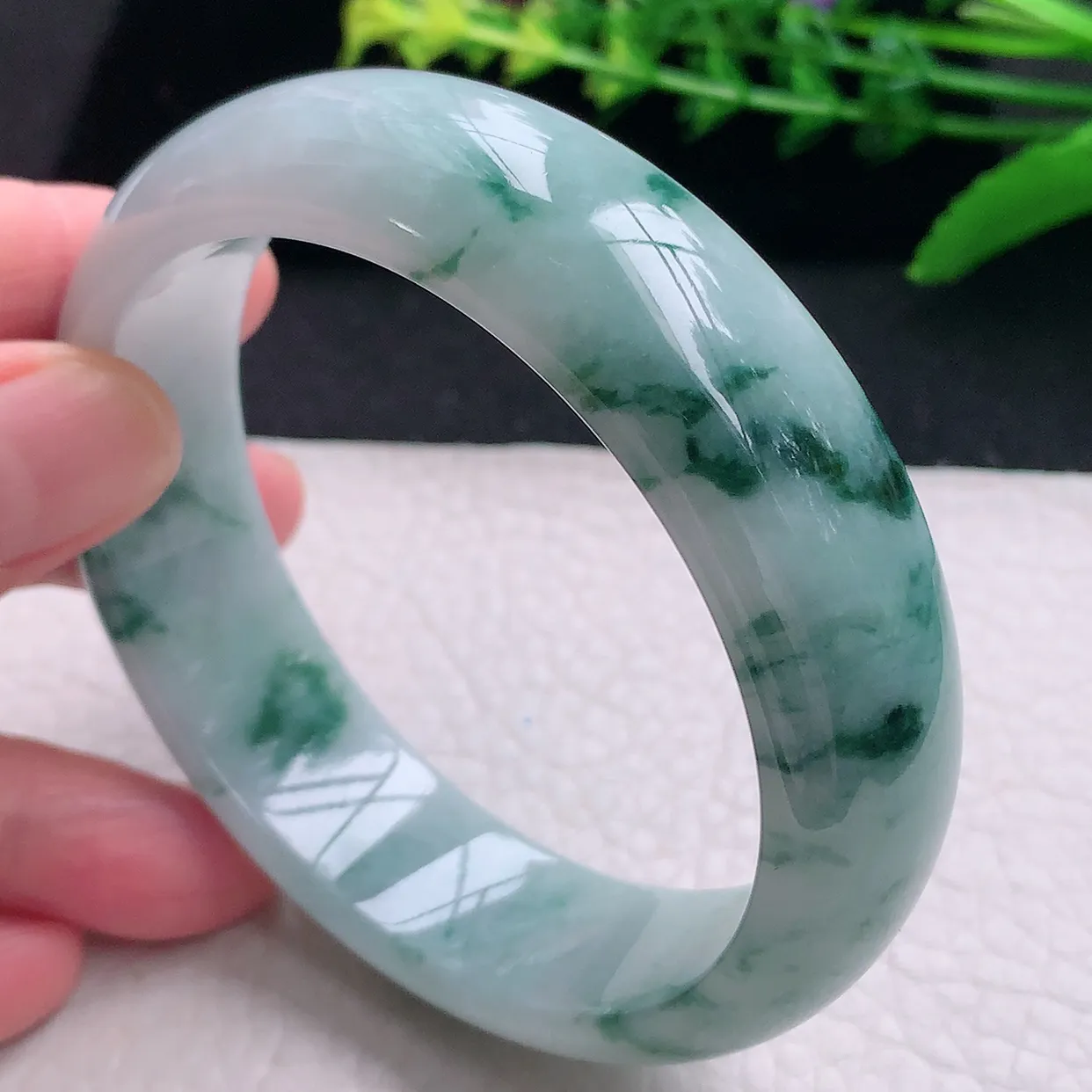 hh大圈口60.5*18*8.2轮胎镯 天然缅甸翡翠a 货飘花大气宽边玉镯子