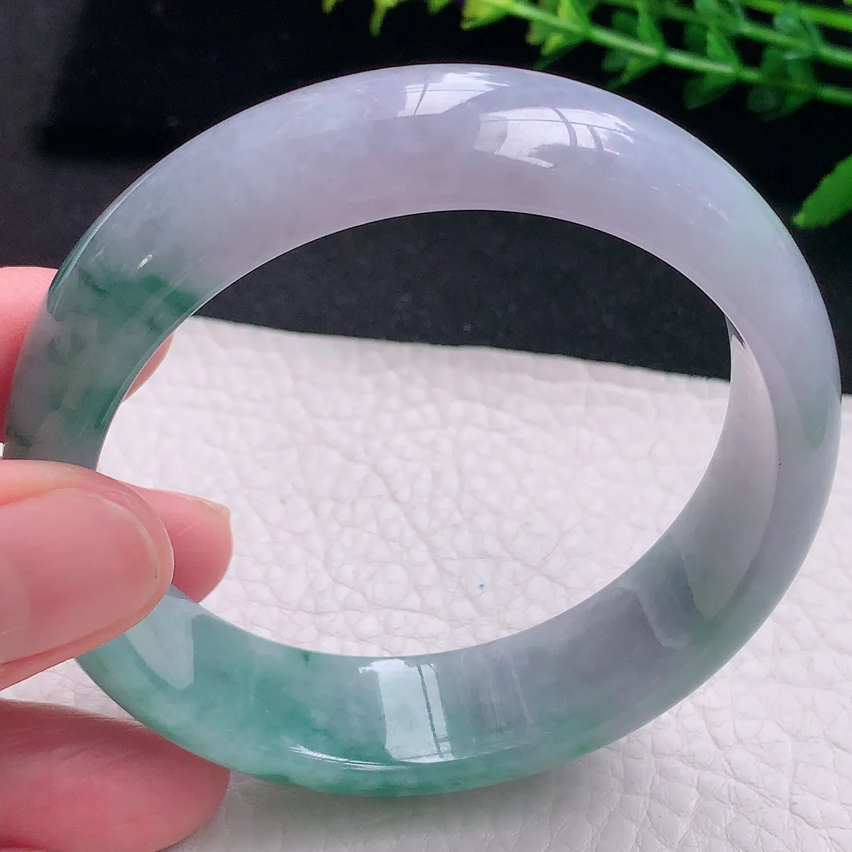 hh自然光58.5*16.5*7.6轮胎镯 特色天然缅甸翡翠a 货春带彩宽边玉镯子