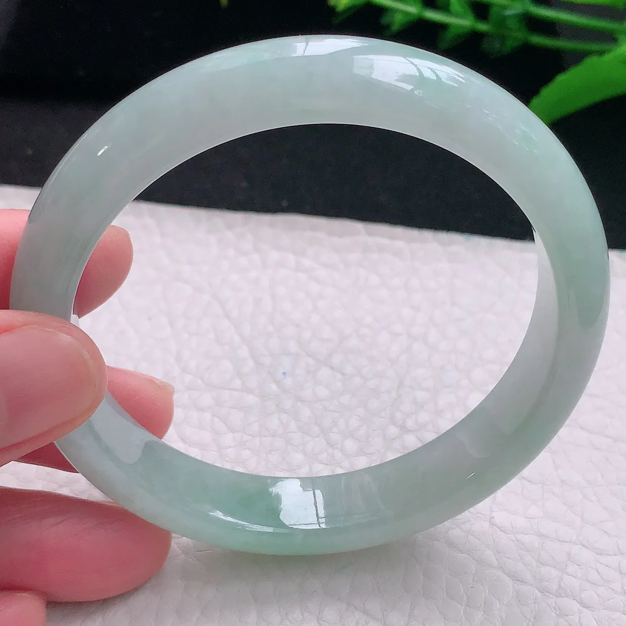 js自然光58*11.8*7.5平安镯 天然缅甸翡翠a 货清新自然宽边玉镯子