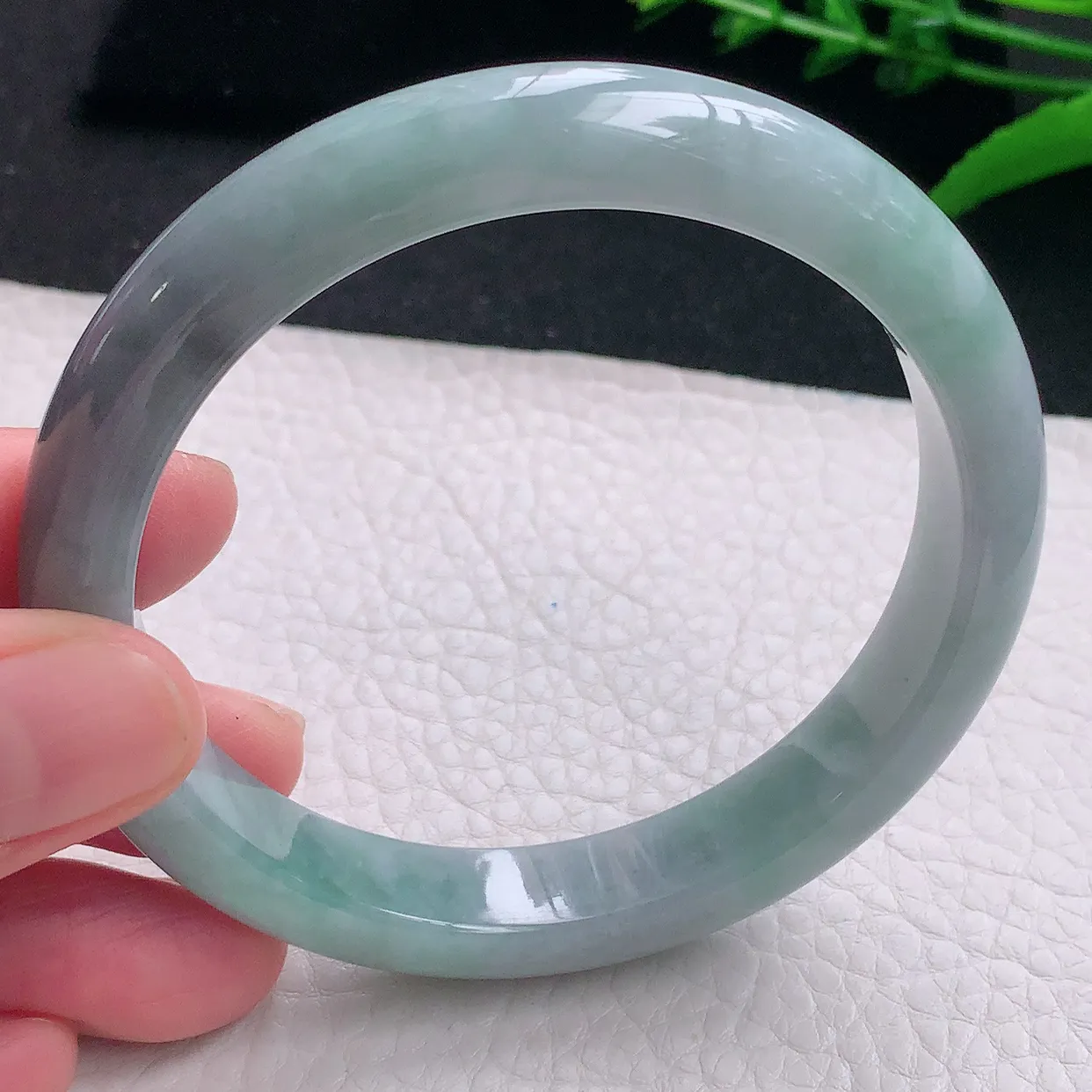 js大圈口61*11.3*8平安镯 天然缅甸翡翠a 货韵味宽边玉镯子