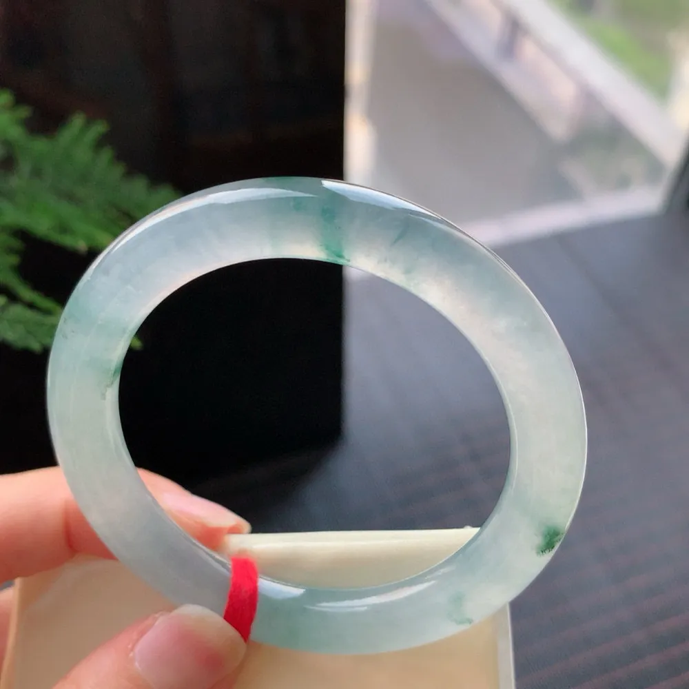 圆条冰玻飘花 无瑕 尺寸:52.6/9.3 花美 种水好️️