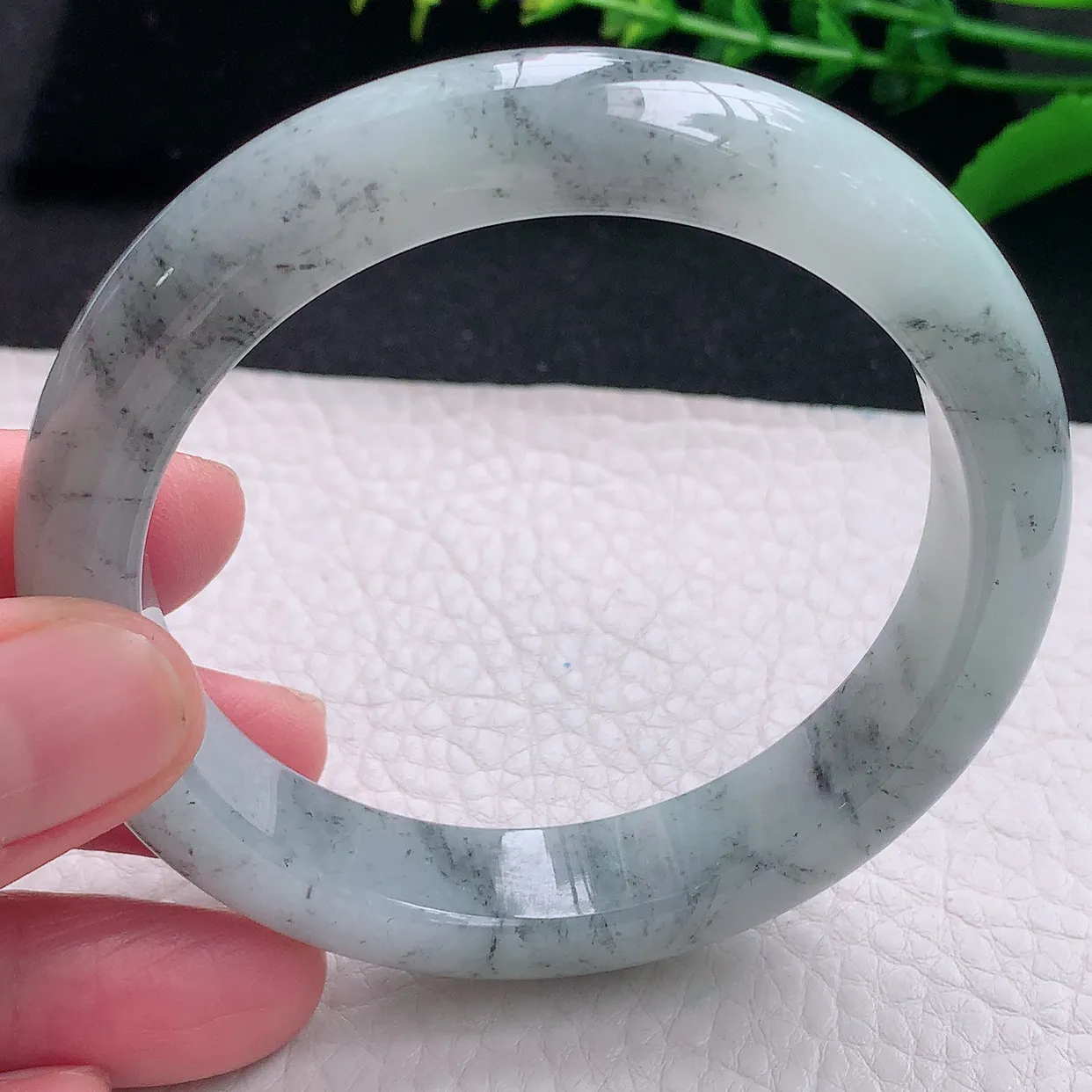 hh自然光57.5*12.5*8.5平安镯 天然缅甸翡翠a 货冰润灵动水墨画般宽边玉镯子