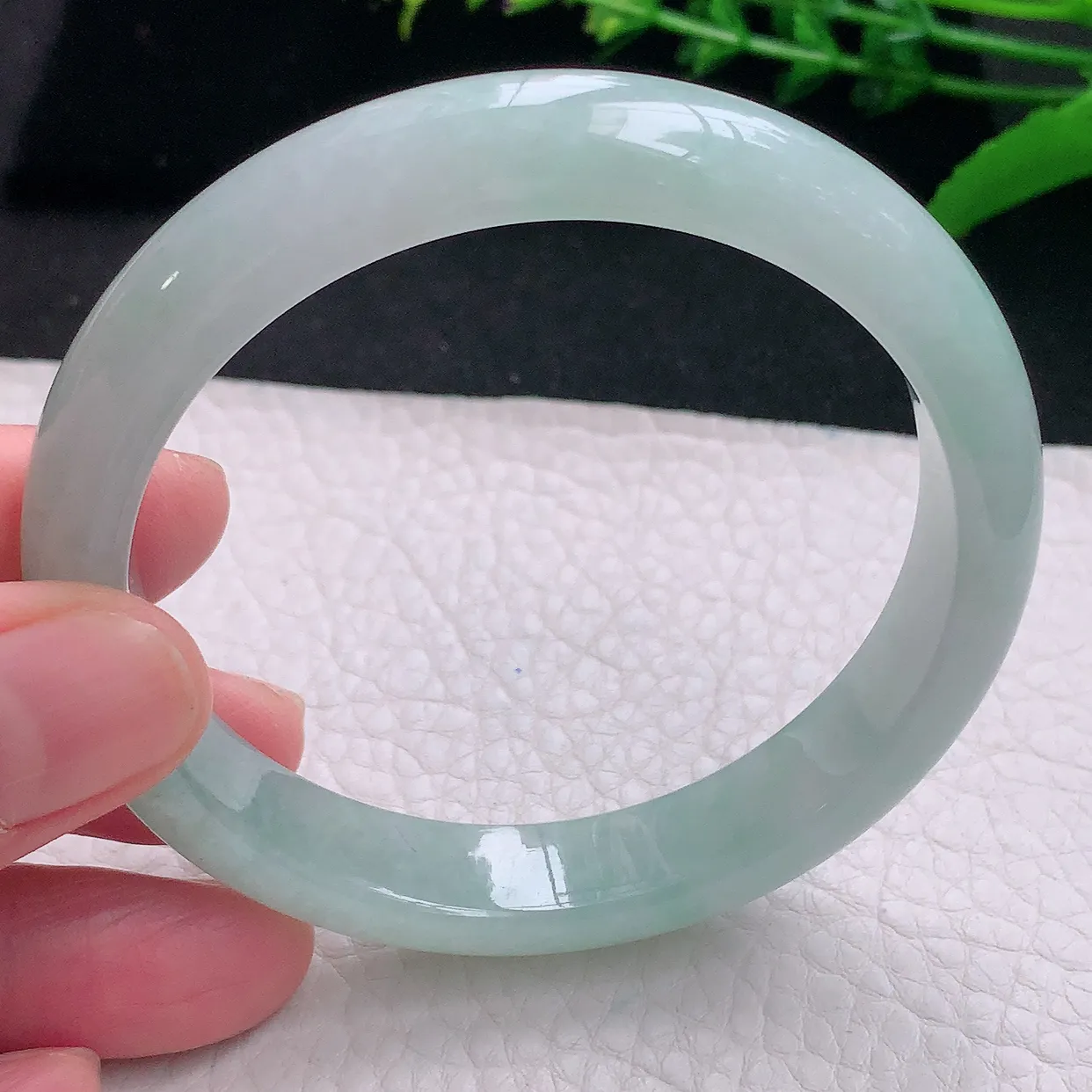 js自然光58*11.8*7.5平安镯 天然缅甸翡翠a 货清新自然宽边玉镯子