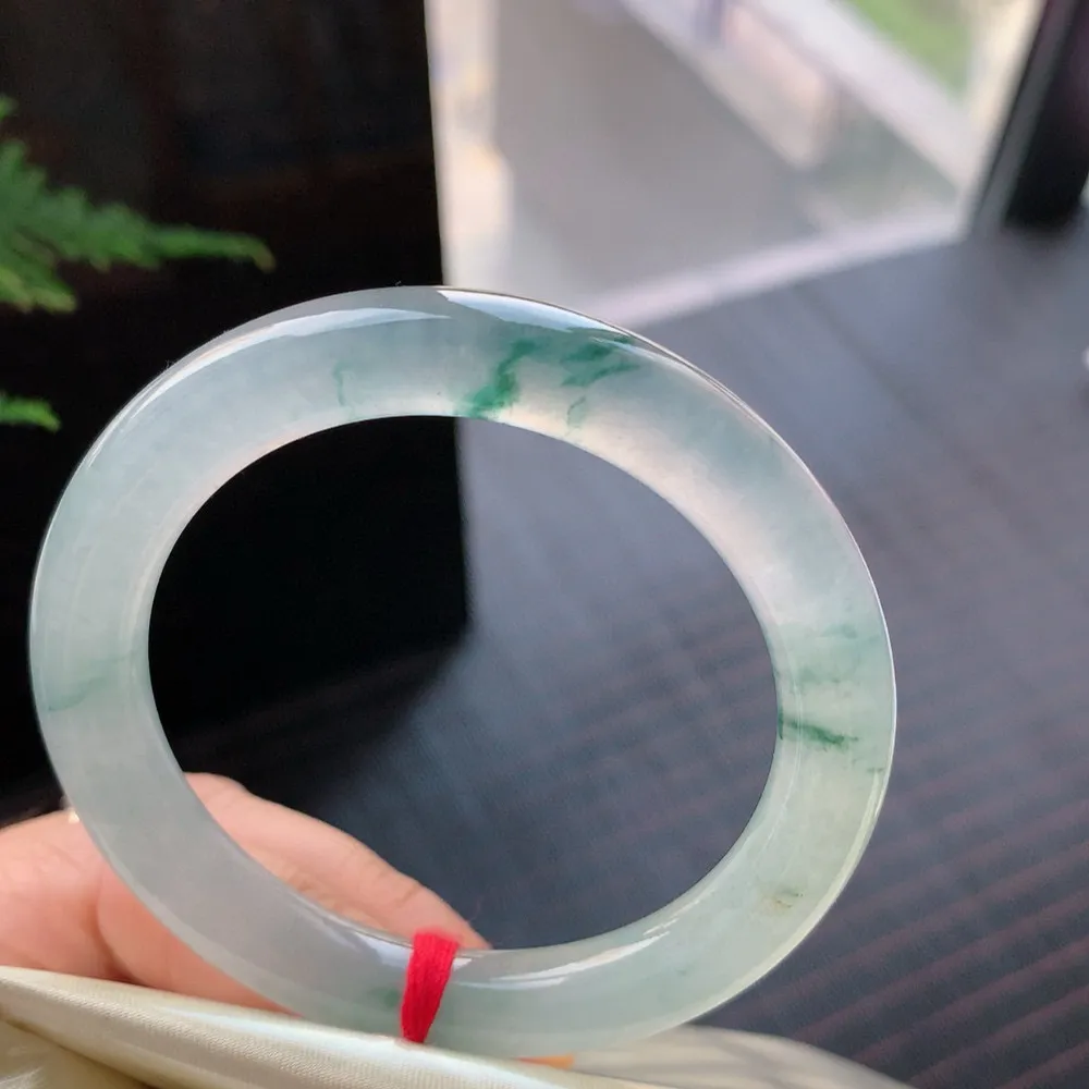 圆条冰玻飘花 无瑕 尺寸:52.6/9.3 花美 种水好️️