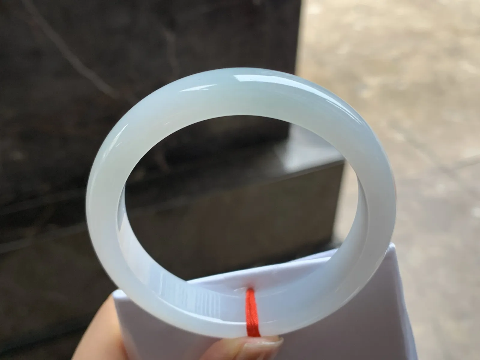 55-13-7.5

晴底手镯^_^清新细腻