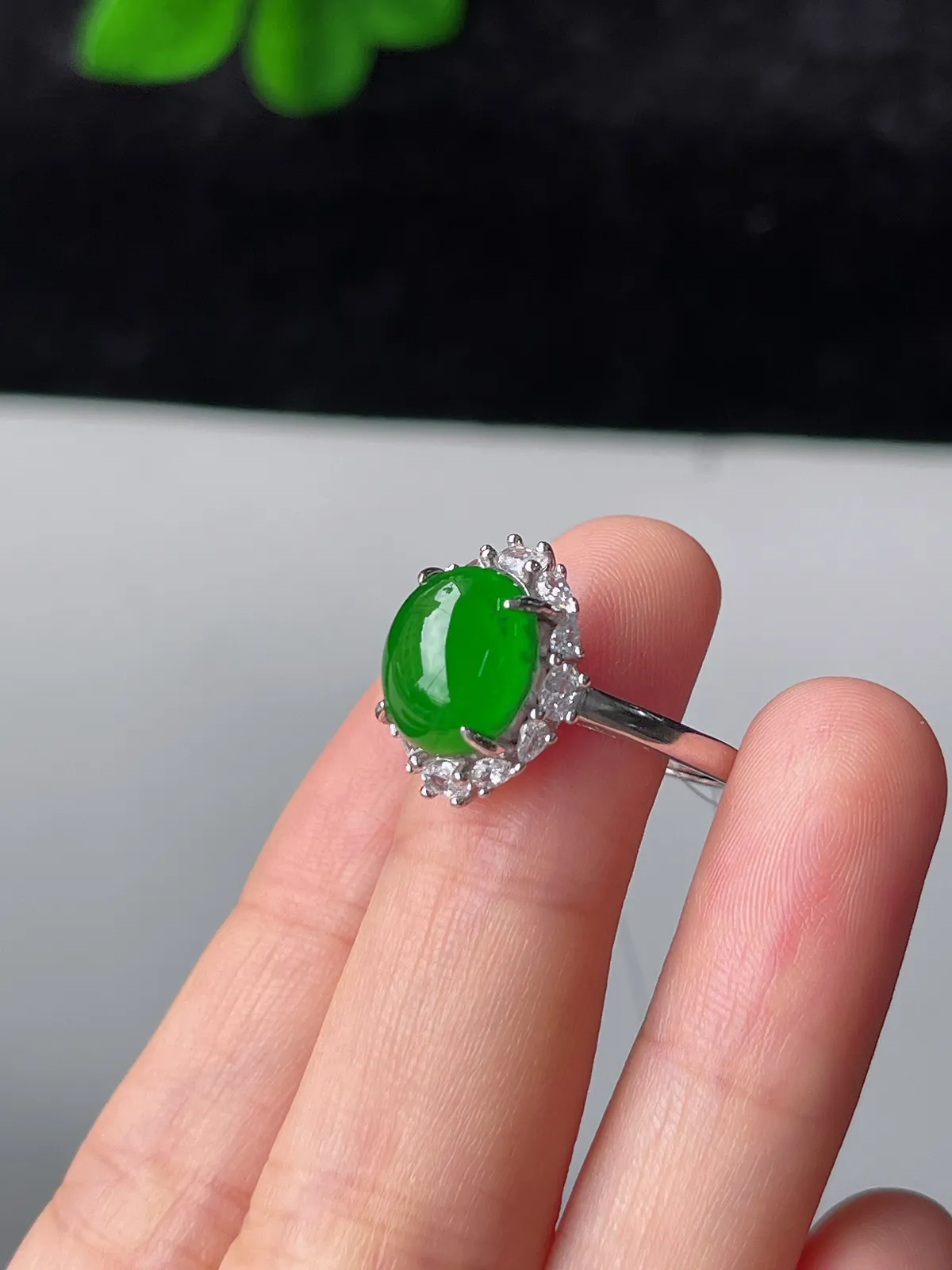 天然满绿翡翠蛋面精品戒指S925银