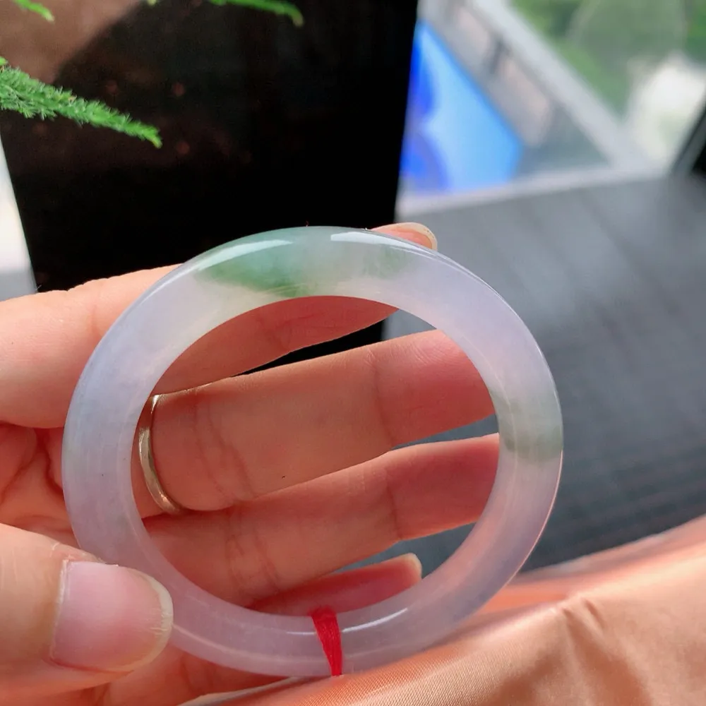 圆条高冰飘花 无瑕 尺寸:50.6/8.4/8.7 花美 种水好