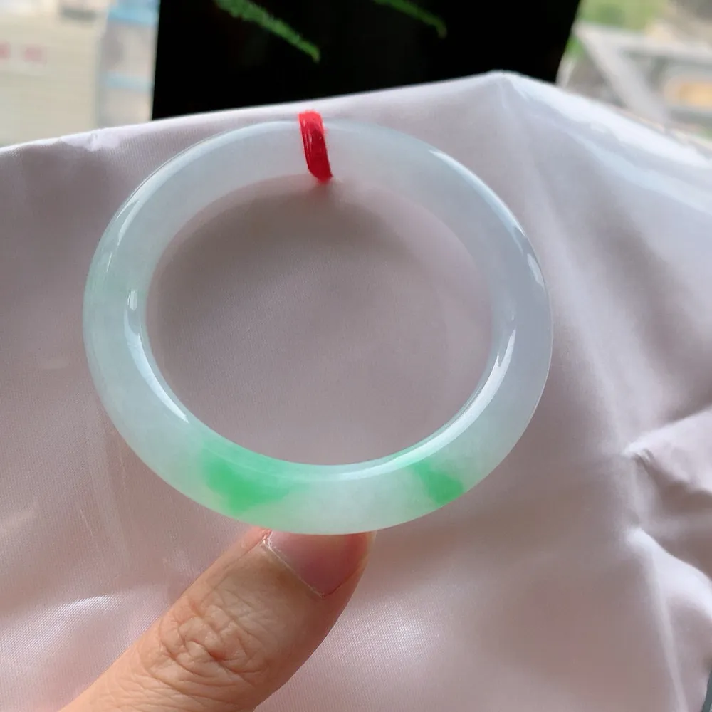 圆条冰阳绿 无瑕 尺寸:53.1/8.5/9.1 色好🥰🥰