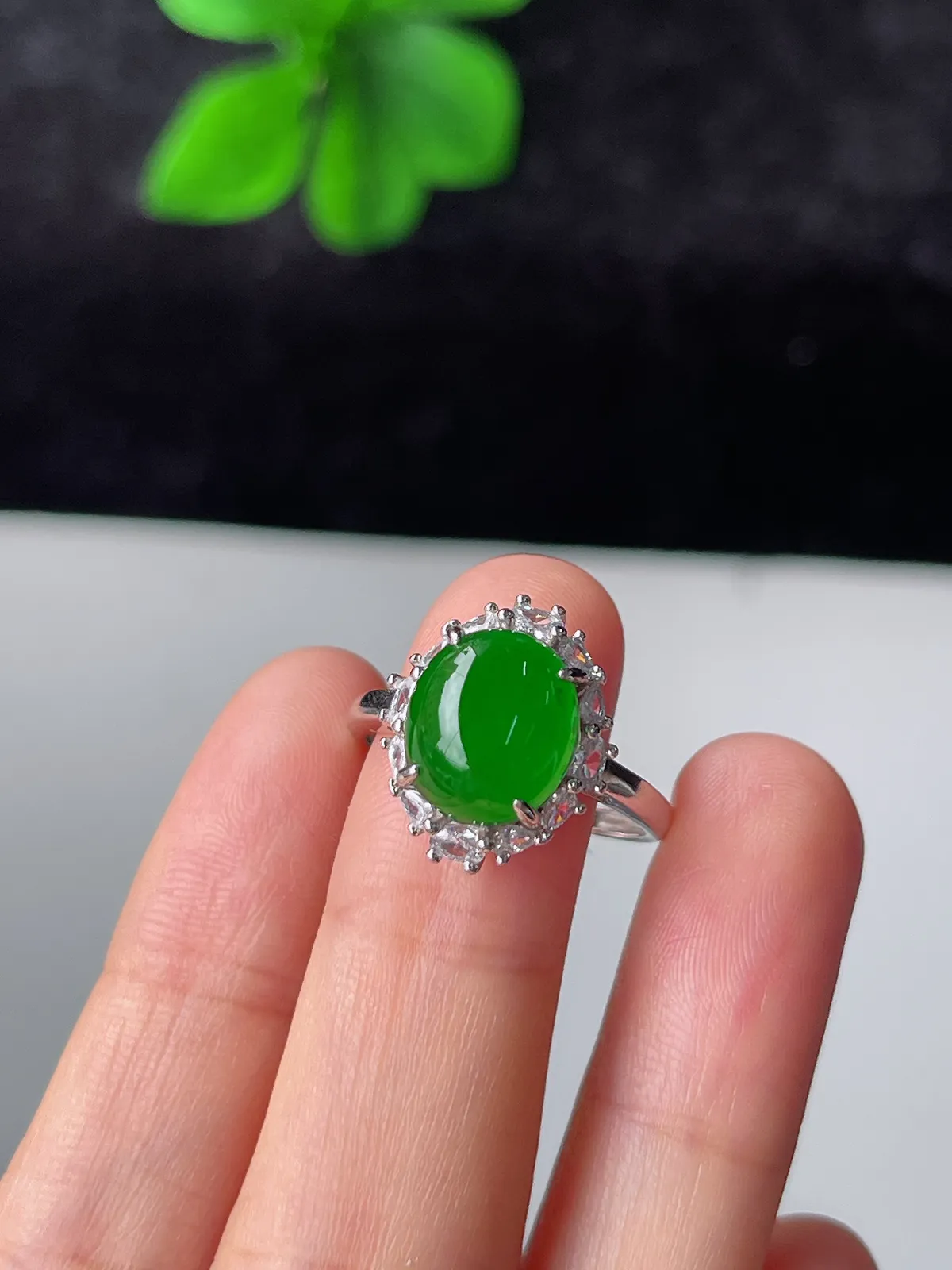 天然满绿翡翠蛋面精品戒指S925银