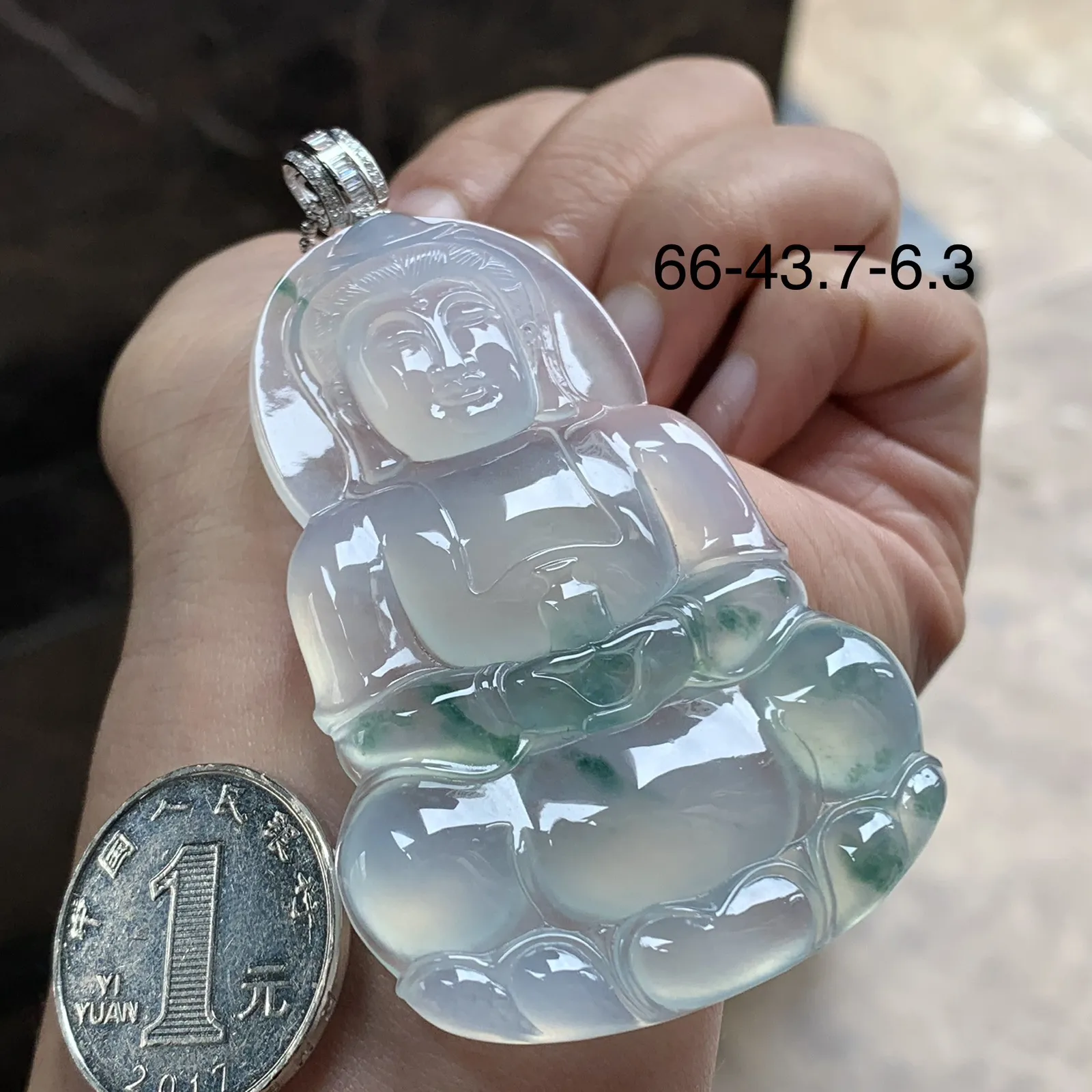 金扣冰蓝花观音^_^冰透荧光十足