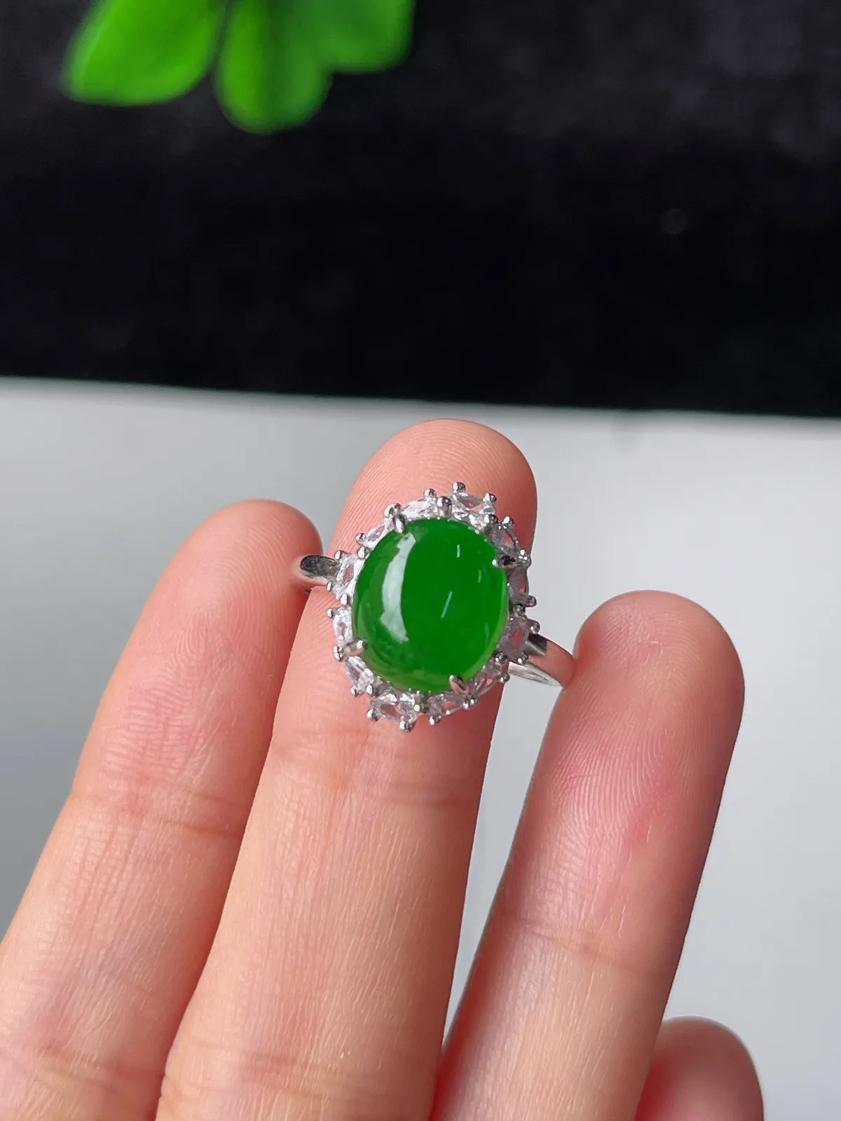 天然满绿翡翠蛋面精品戒指S925银