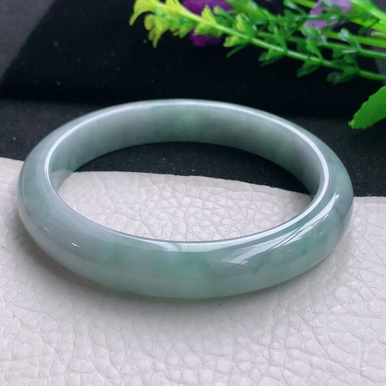 js大圈口61*11.3*8平安镯 天然缅甸翡翠a 货韵味宽边玉镯子