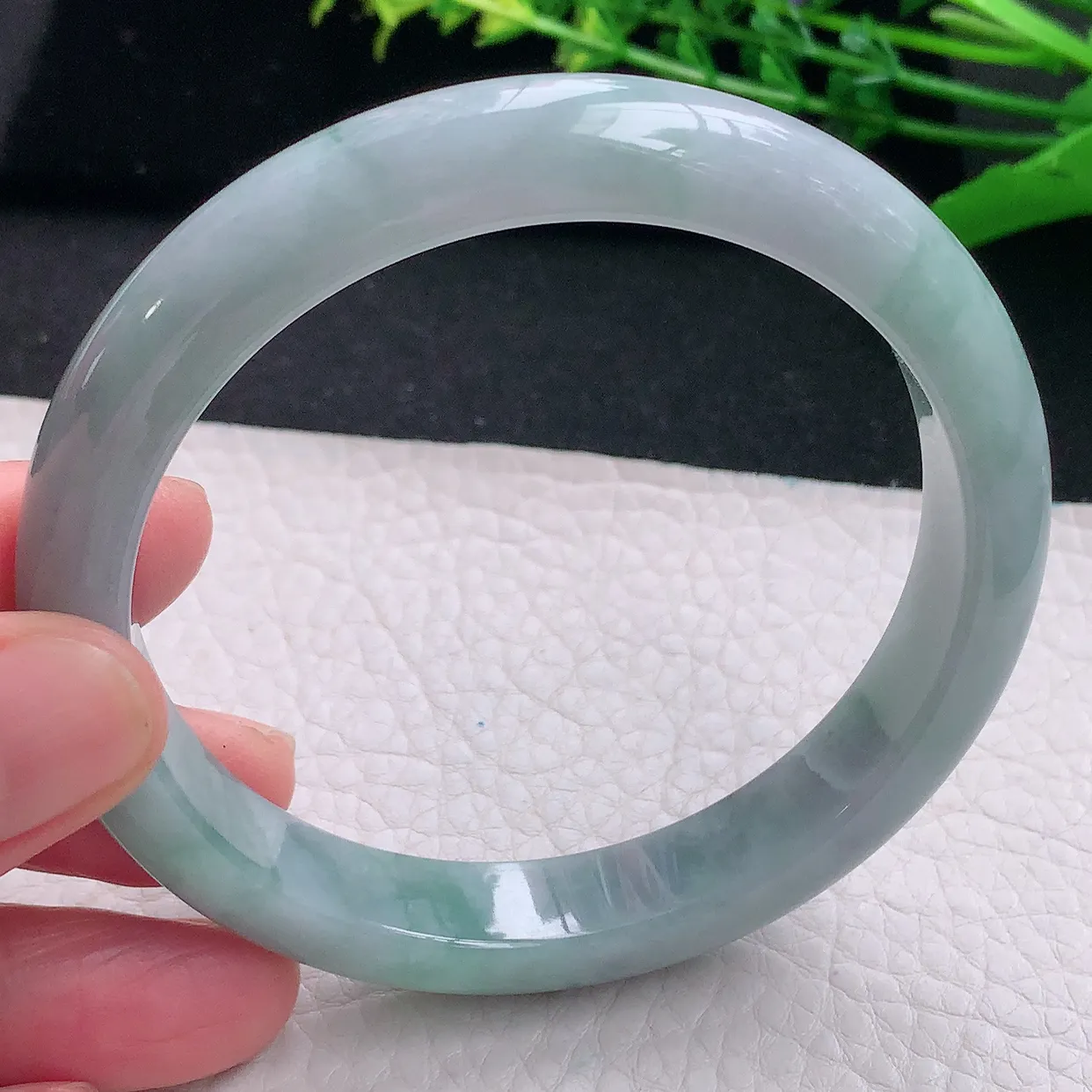 js大圈口61*11.3*8平安镯 天然缅甸翡翠a 货韵味宽边玉镯子