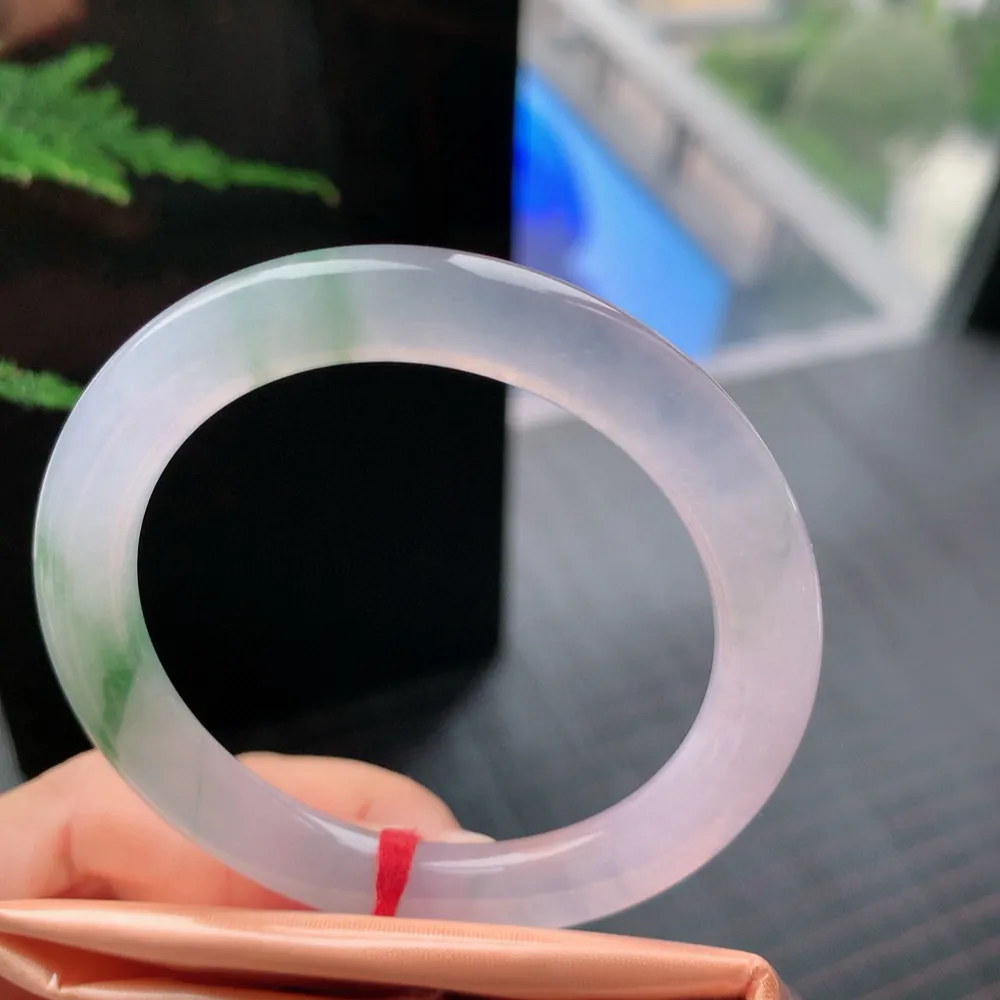 圆条高冰飘花 无瑕 尺寸:50.6/8.4/8.7 花美 种水好