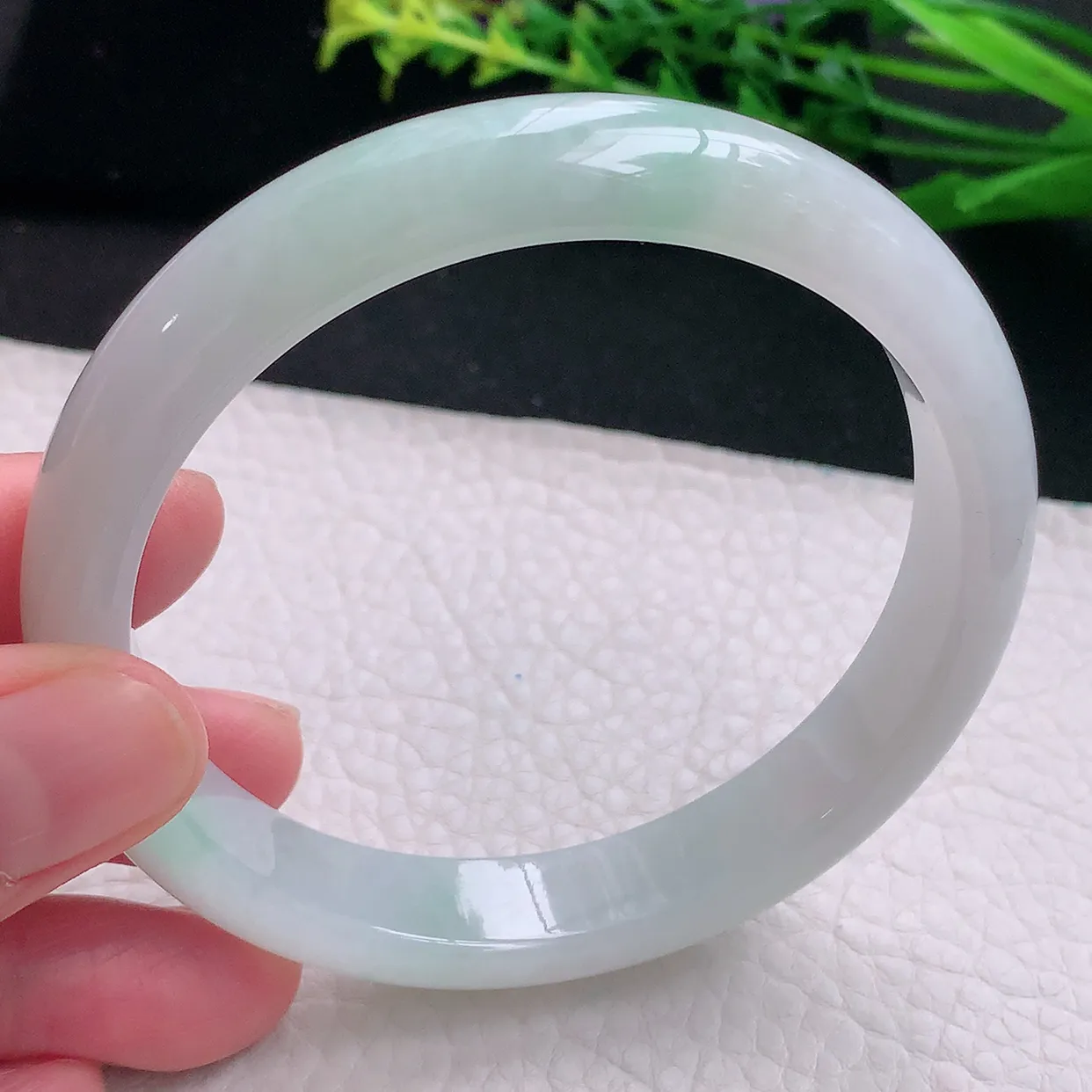 yh大圈口62.5*12.2*7.5平安镯 天然缅甸翡翠a货清新自然宽边玉镯子