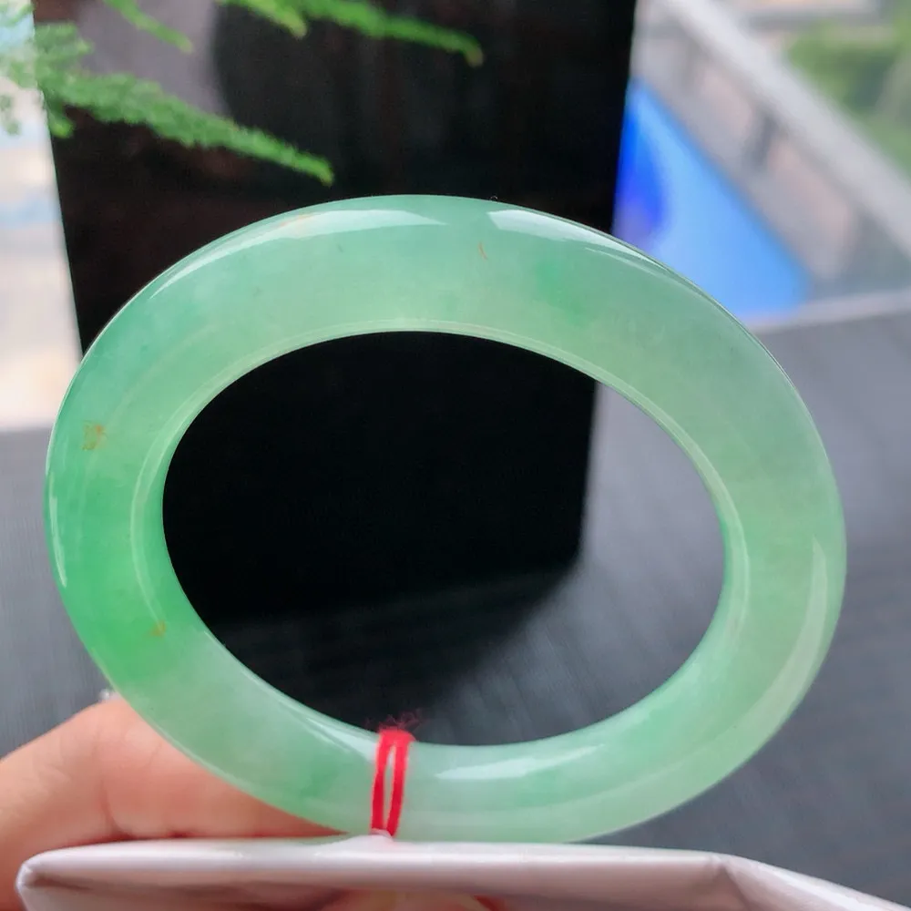 圆条高冰阳绿 无瑕 尺寸:56.7/11.3 种色俱佳