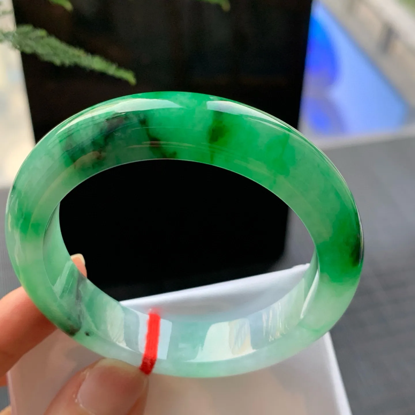 正圈冰辣绿 无瑕 尺寸:51.4/12.4/8.6 色好