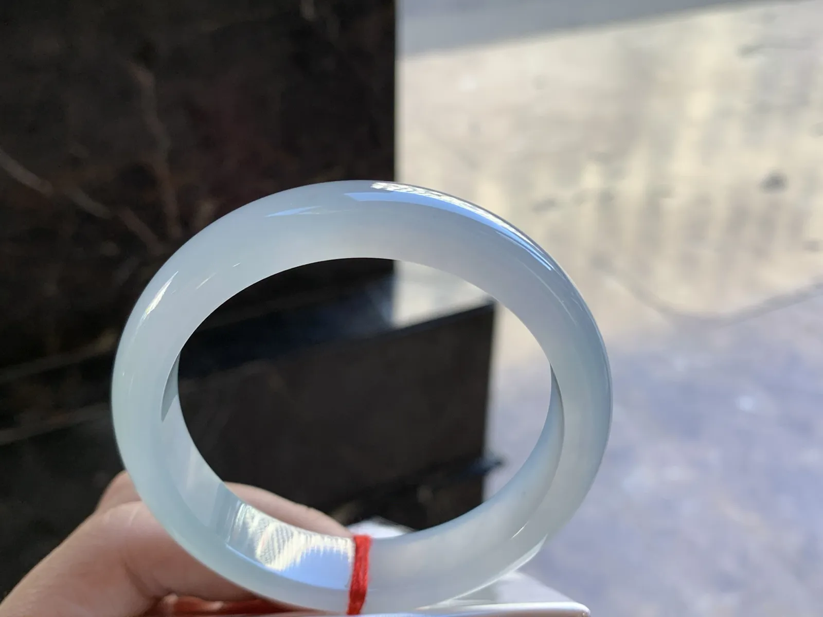 56.5-12.9-7.8

冰种手镯^_^