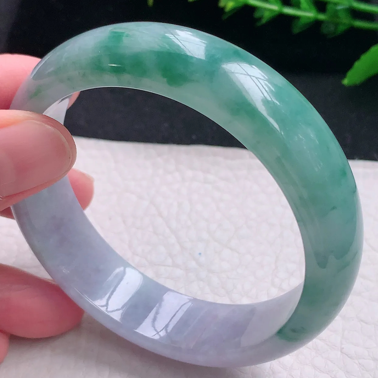 hh自然光58.5*16.5*7.6轮胎镯 特色天然缅甸翡翠a 货春带彩宽边玉镯子