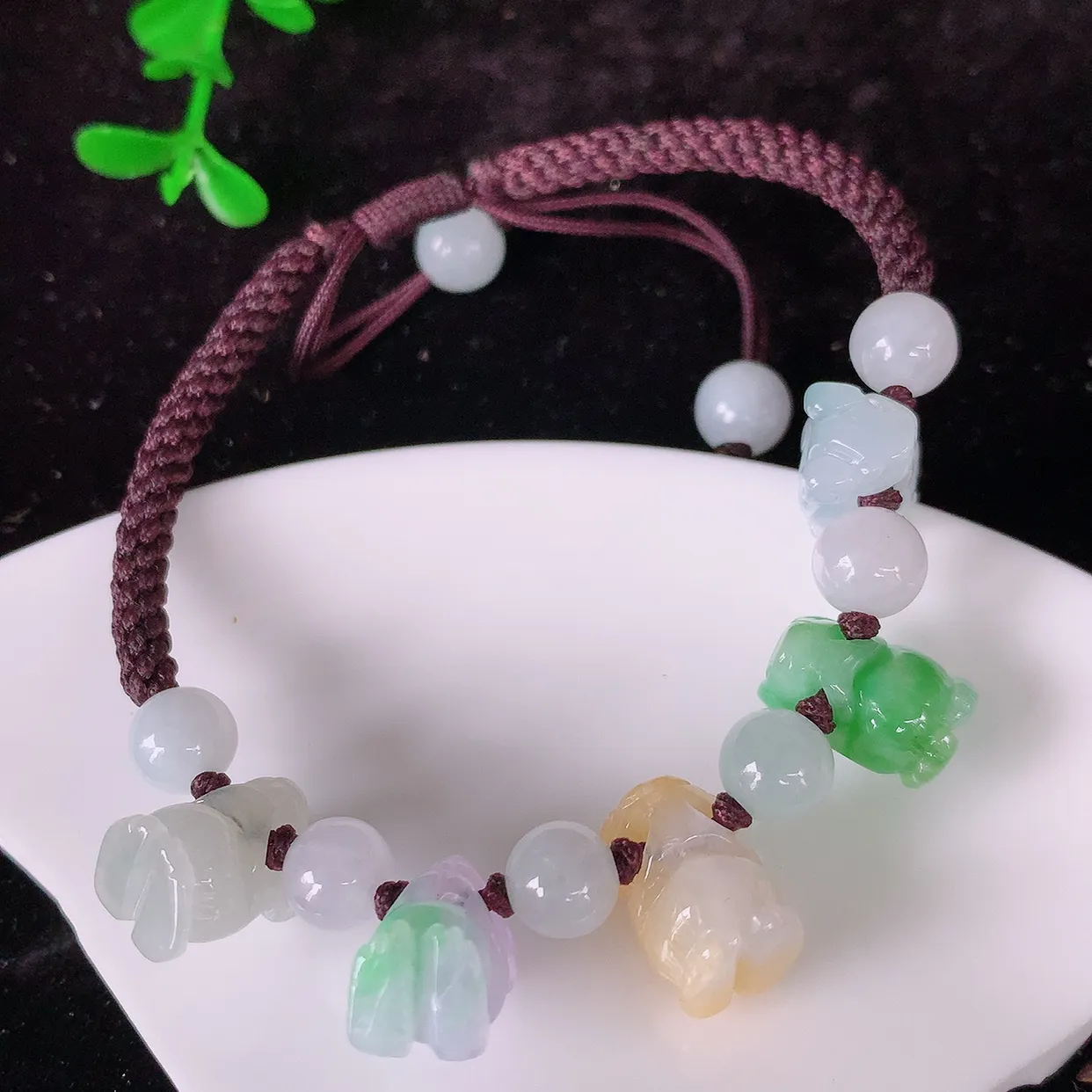 自然光实拍，冰润多宝翡翠猪手链，多彩翡翠手串，颜色丰富，料子细腻，高档大气， 自戴送礼佳品！#81.2取一尺寸12*8*7.2mm