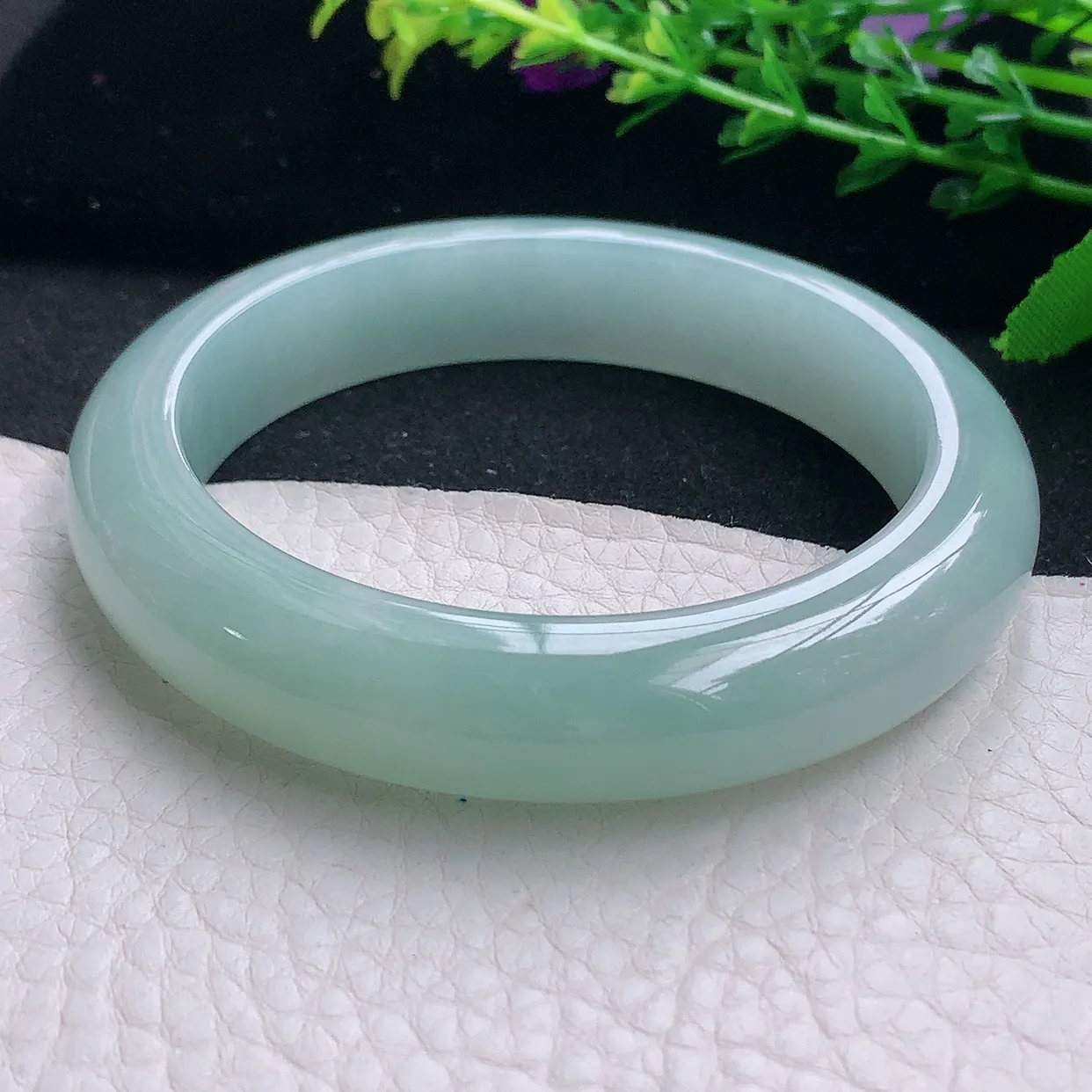 r自然光57*12.5*9平安镯 天然缅甸翡翠a 货冰胶蓝韵宽边玉镯子