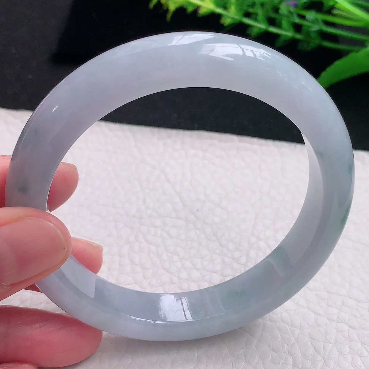 ll大圈口62.5*12.3*8.8平安镯 天然缅甸翡翠a 货冰飘花宽边玉镯子